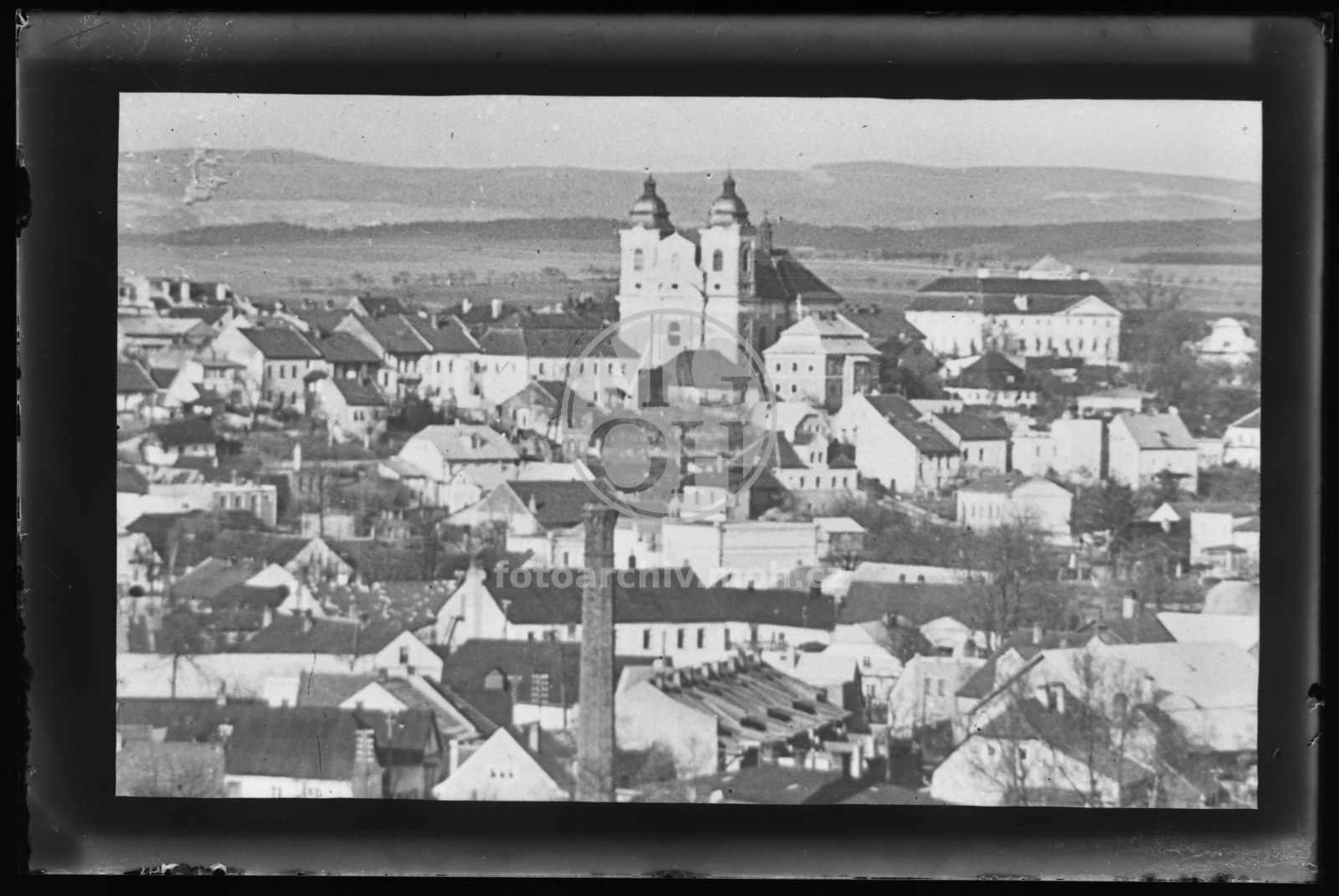 Negativ - Celkový pohled na město od západu