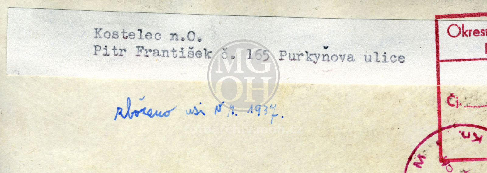 Fotografie - Dům čp. 165, dřevěná roubená chalupa