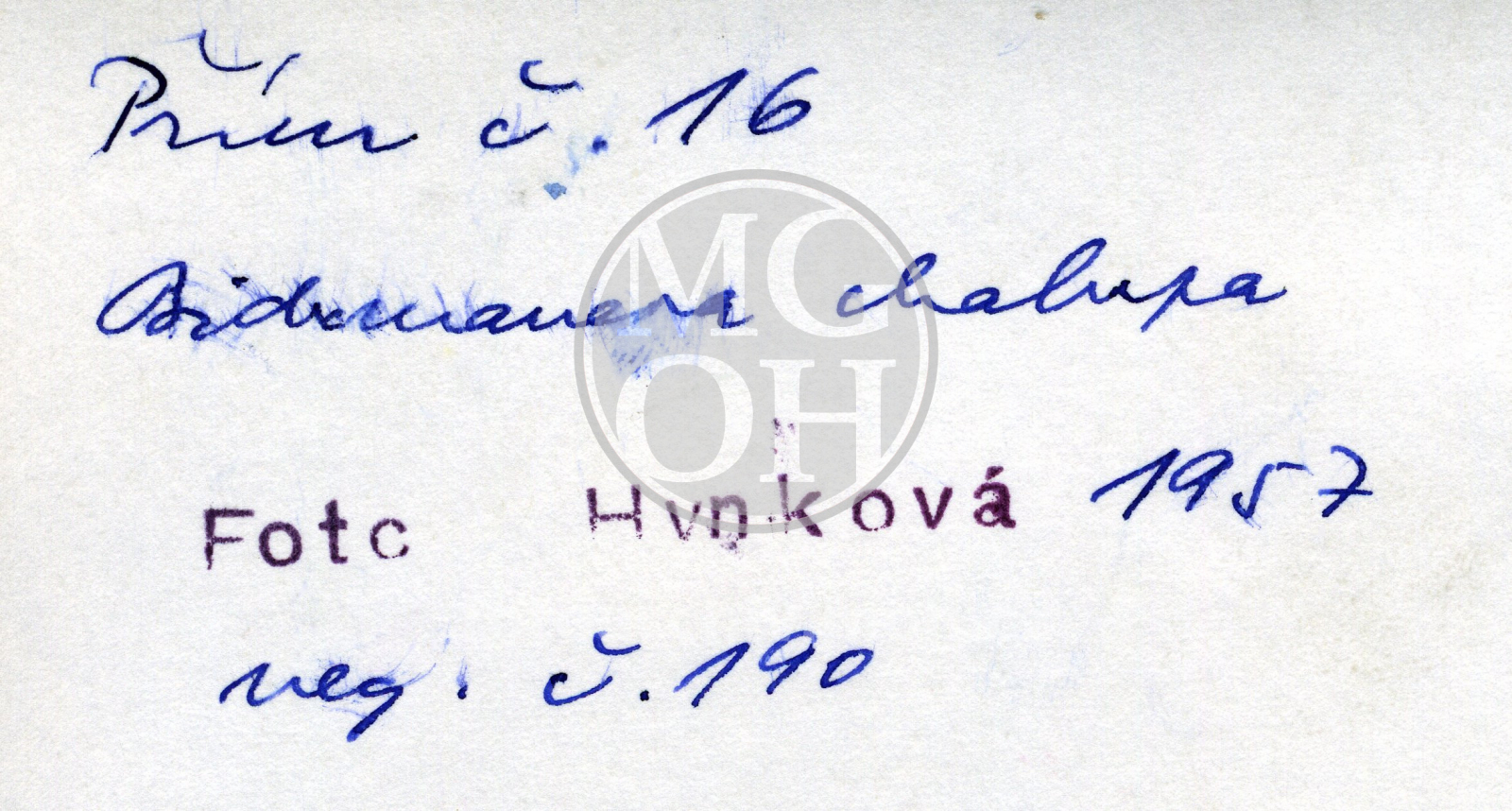 Fotografie - Dřevěná chalupa čp. 16, štít krytý eternitem