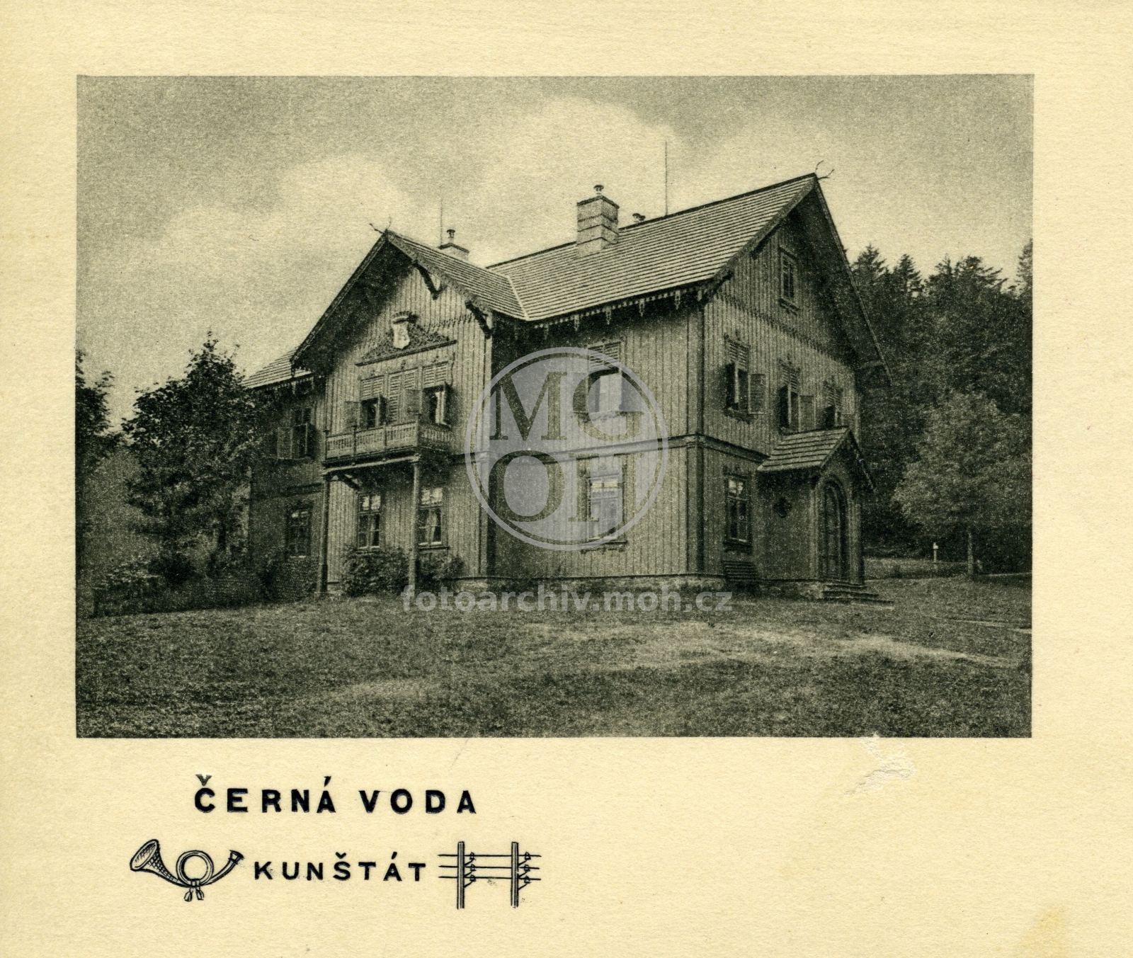 Fotografie - Lovecký zámeček