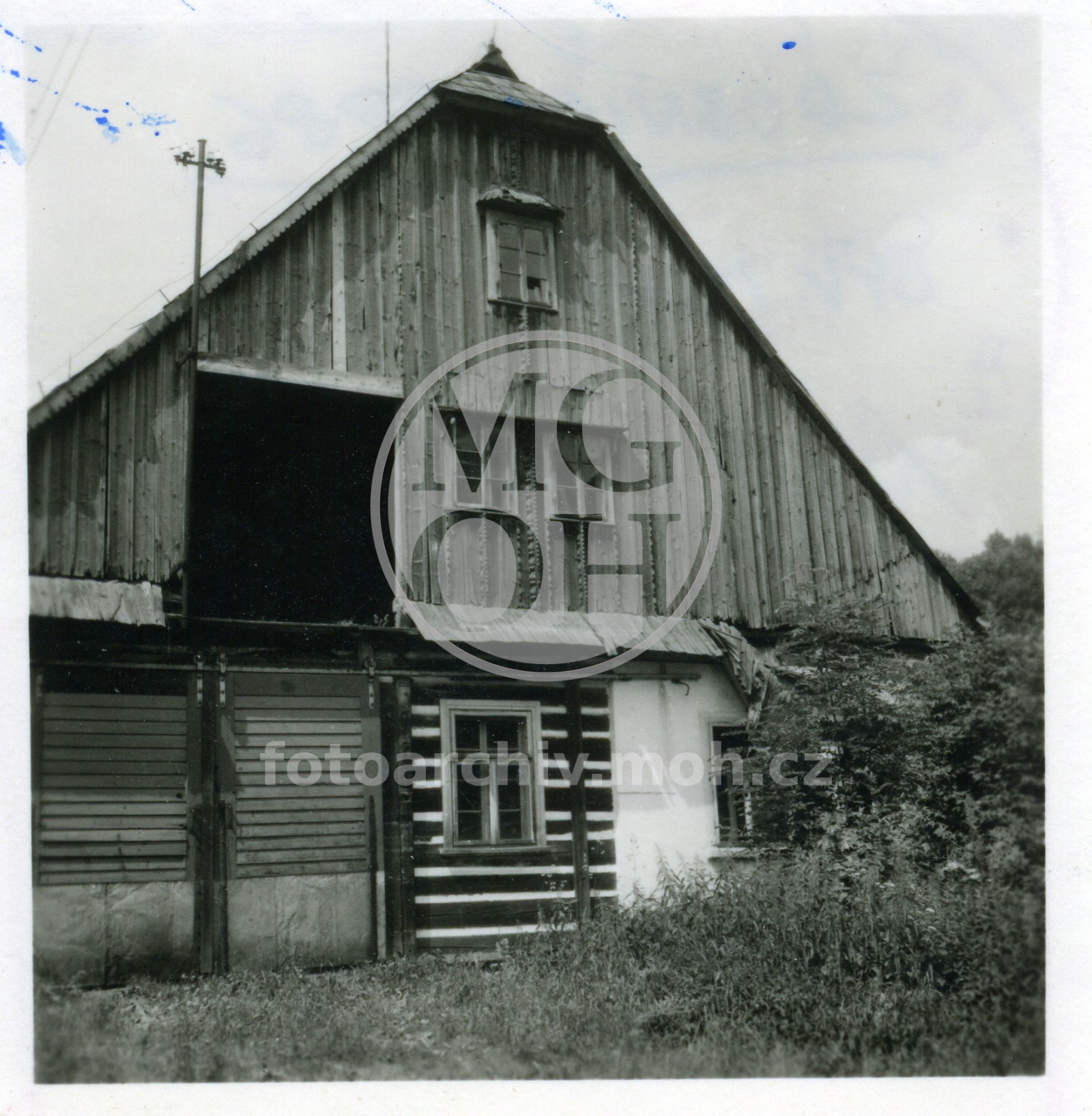 Fotografie - Dům čp. _86, bývalý mlýn, roubená stavba