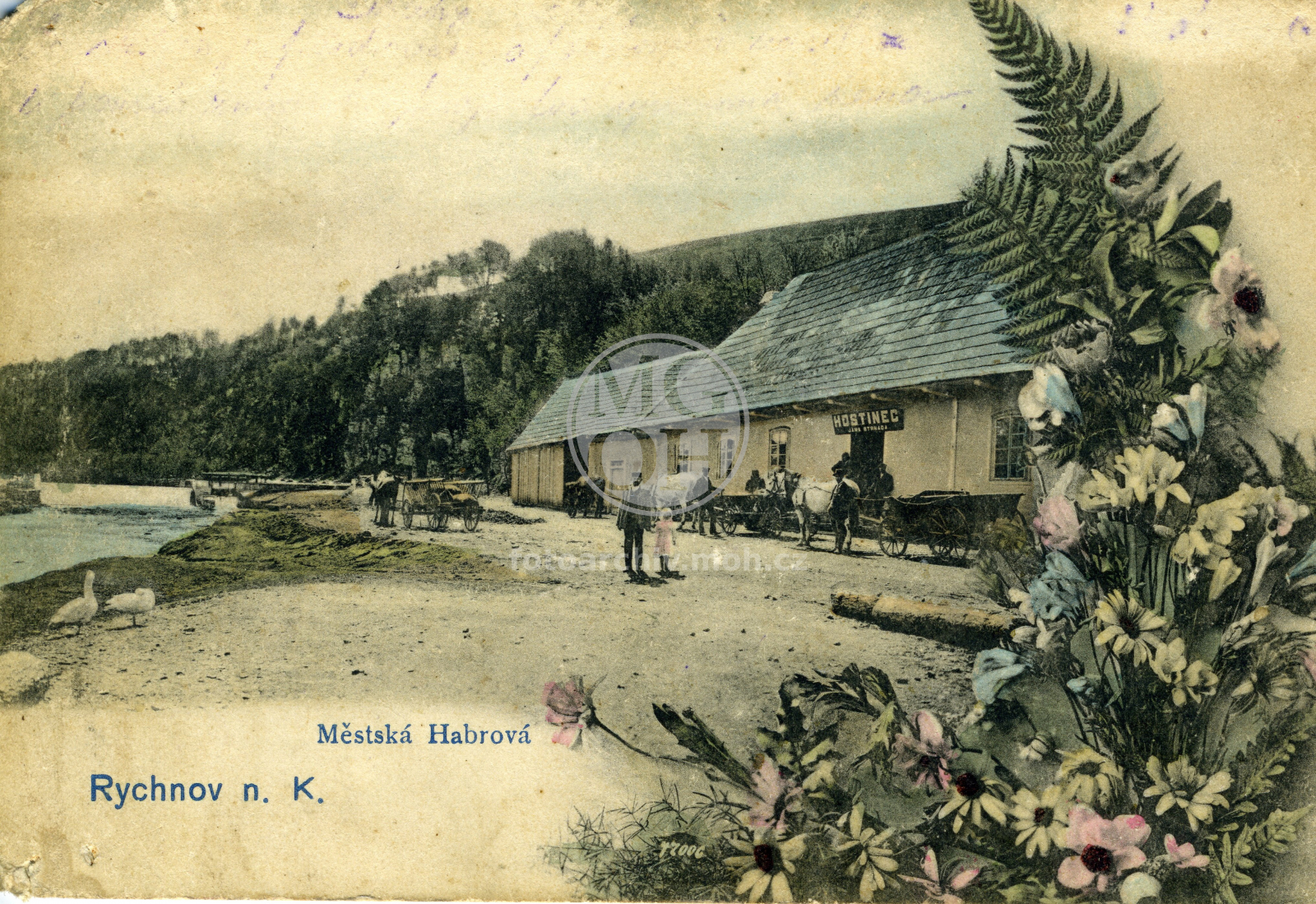 Pohlednice - Dřevěná omítnutá stavba se šindelelovou  střechou