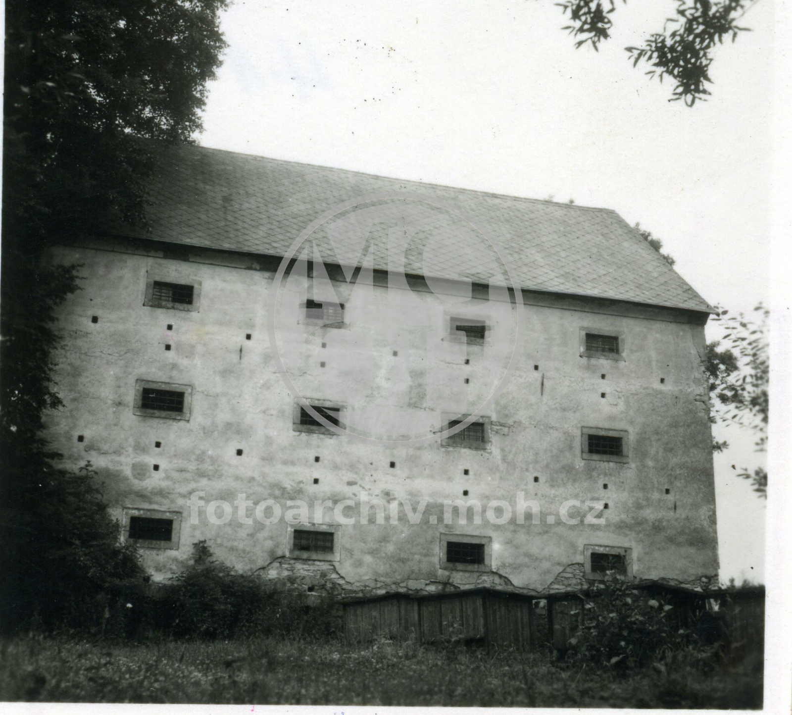 Fotografie - Zděná 2 patrová sýpka