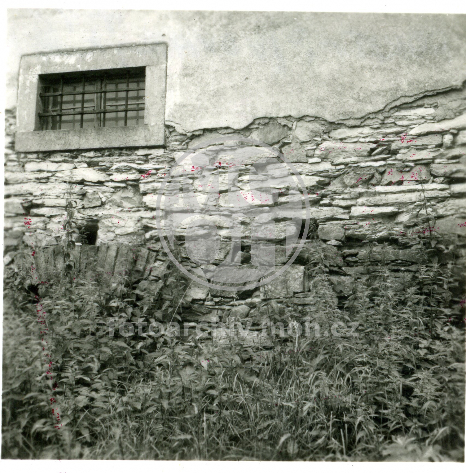 Fotografie - Zděná stará stavba - starý pivovar, detail zdiva
