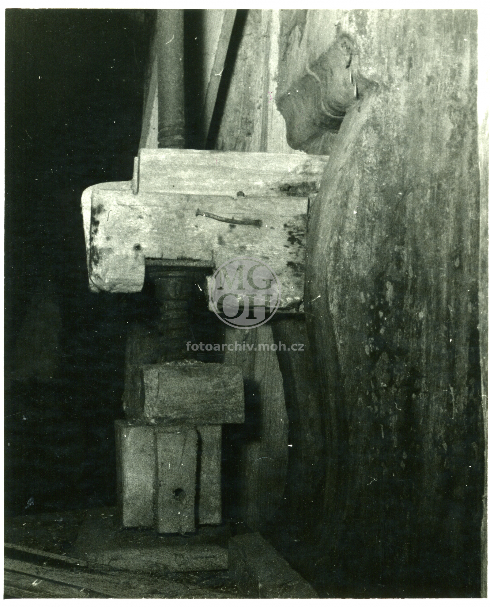 Fotografie - Šroub. převod - uvnitř