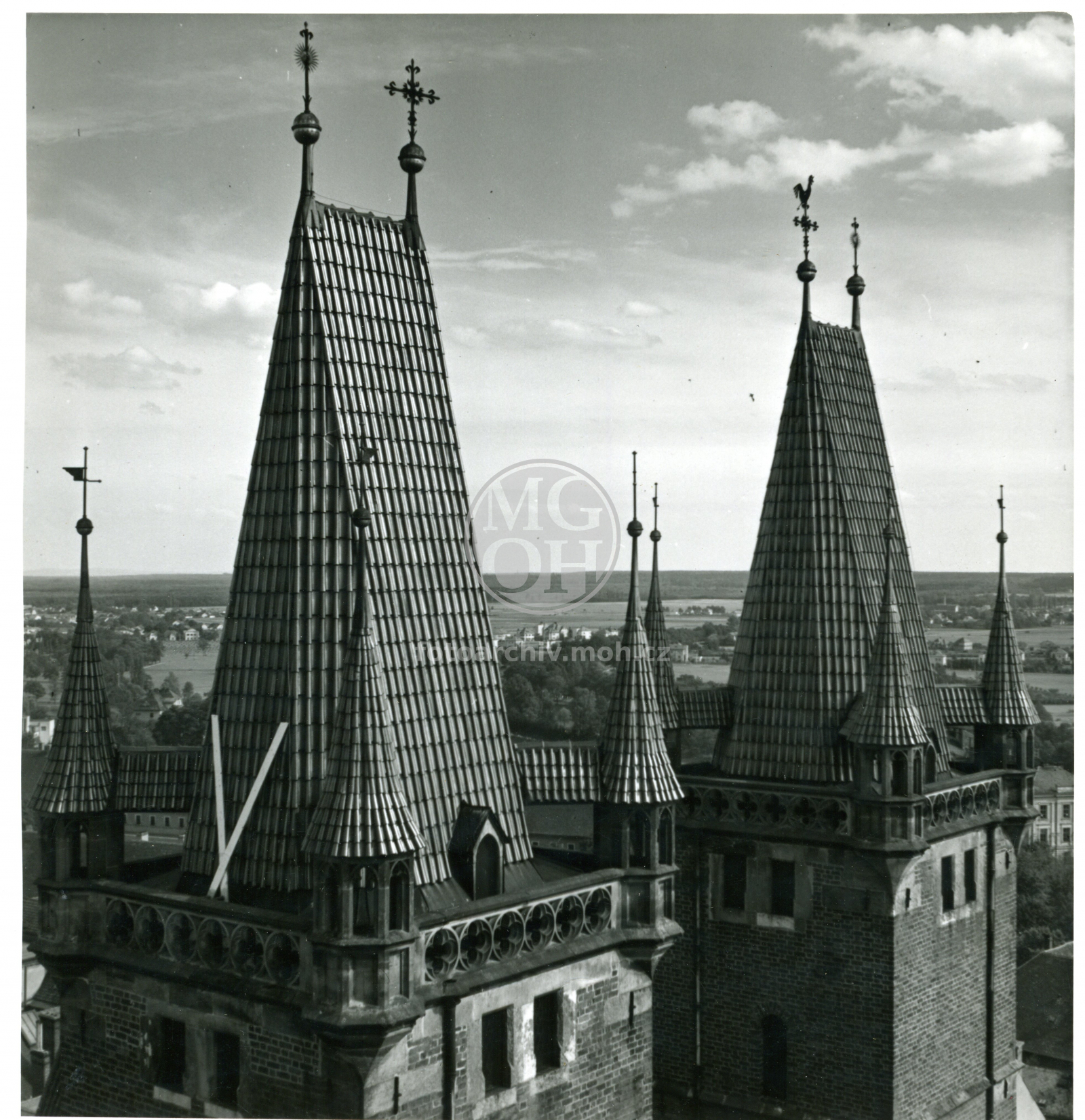 Fotografie - Věže katedrály sv.  na V. náměstí