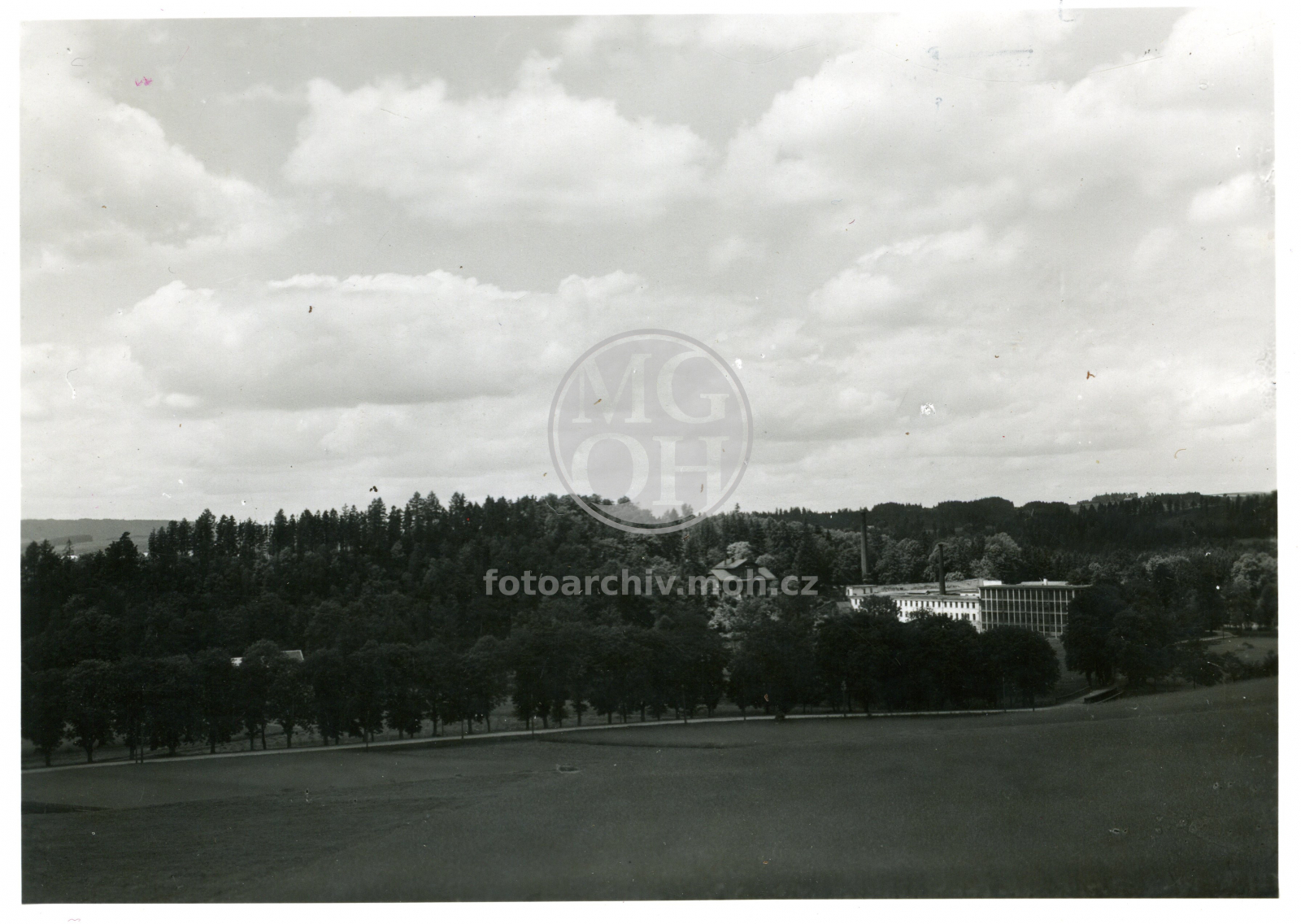 Fotografie - Továrna Vonwiller, celk. pohled i vila