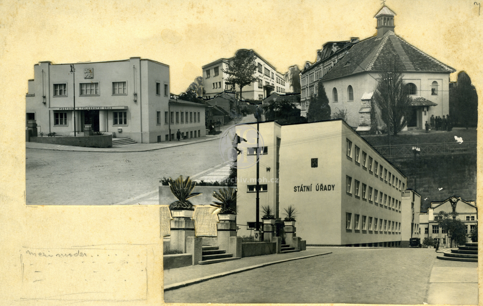 Fotografie - Jakási koláž budov ve městě pošta, býv. soud, reálka, kostel