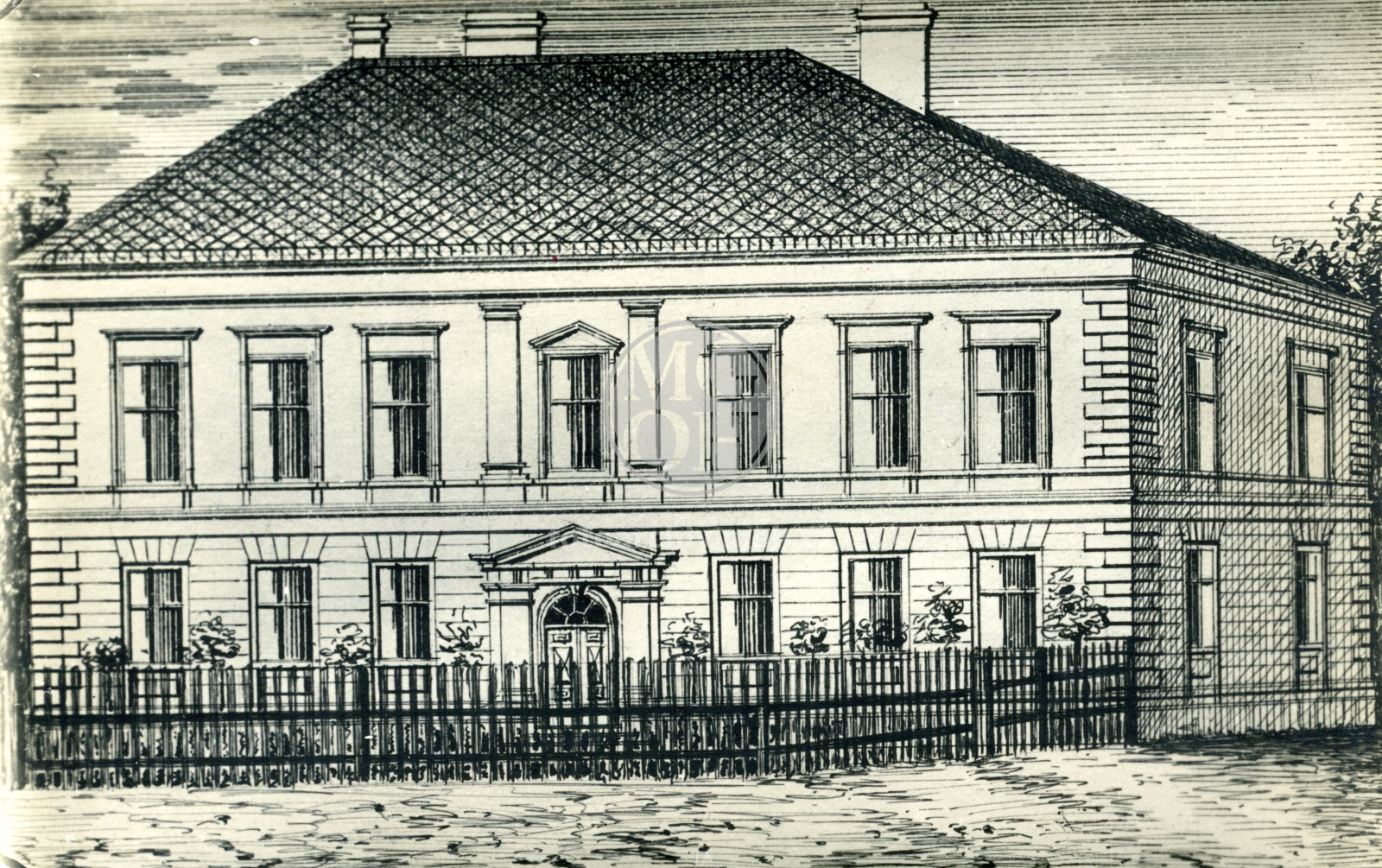 Fotografie - Škola zděná, 1.patro, bosáž, velký portál