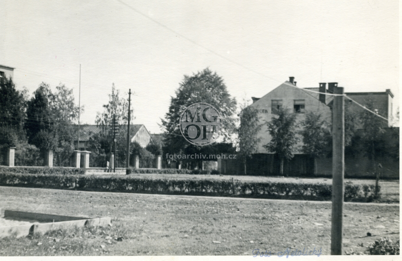 Fotografie - U nemocnice
