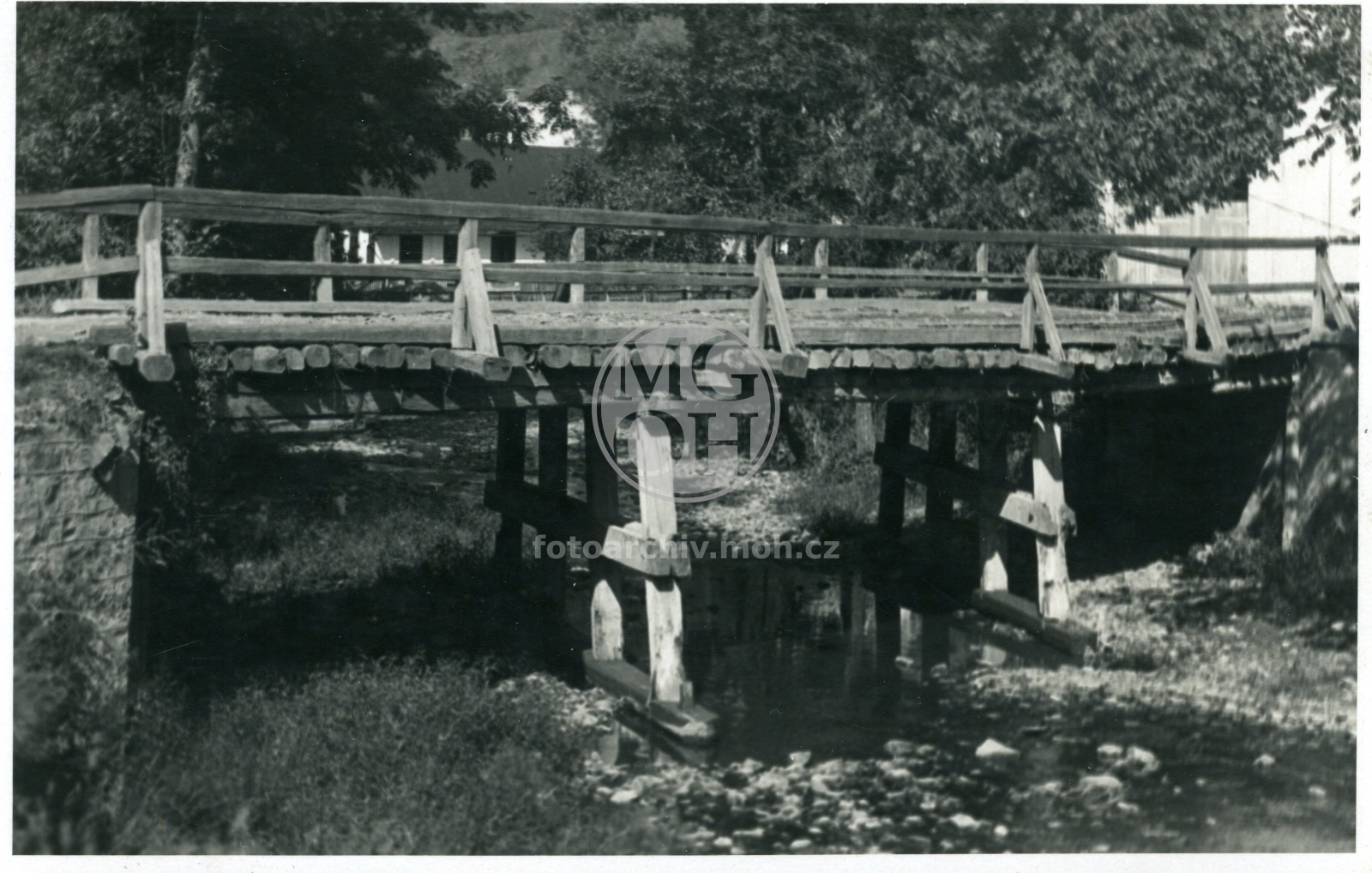 Fotografie - Bývalý dřevěný most přes Kněžnu