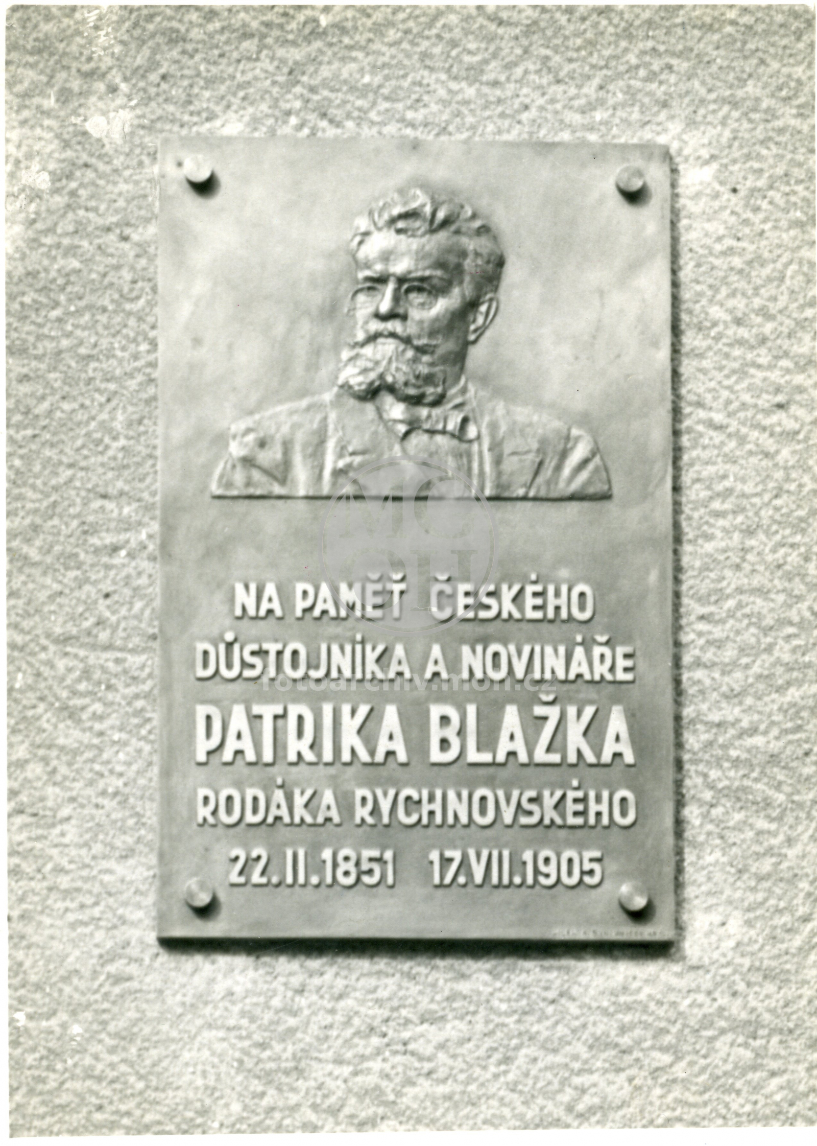 Fotografie - Pamětní deska P. Blažka