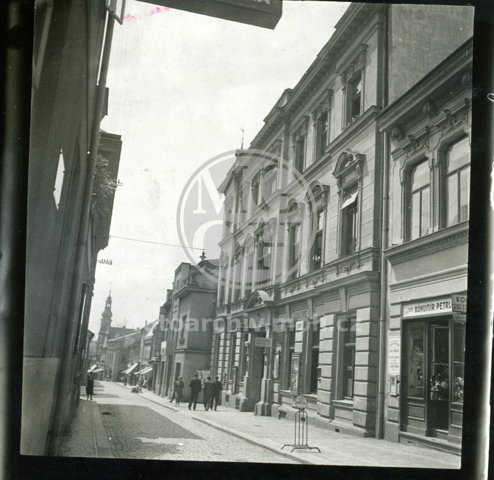 Fotografie - Ulice u "Národního domu"