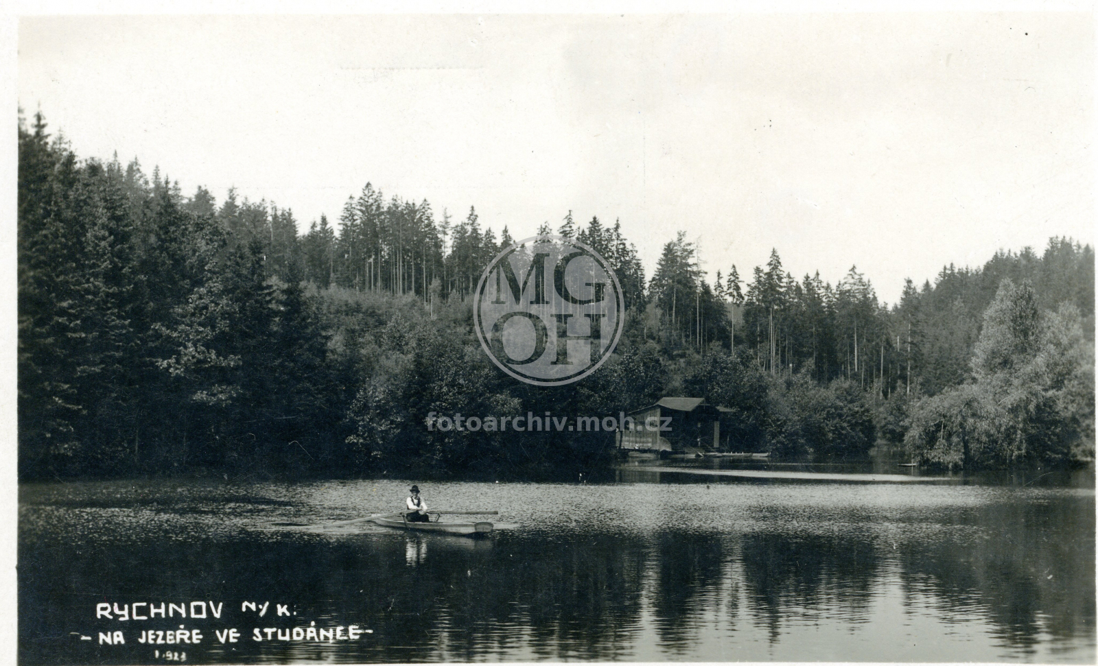 Fotografie - Studánka - na jezeře