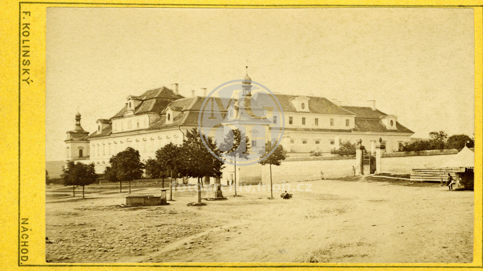 Fotografie - Zámek - nyní Poláčkovo náměstí