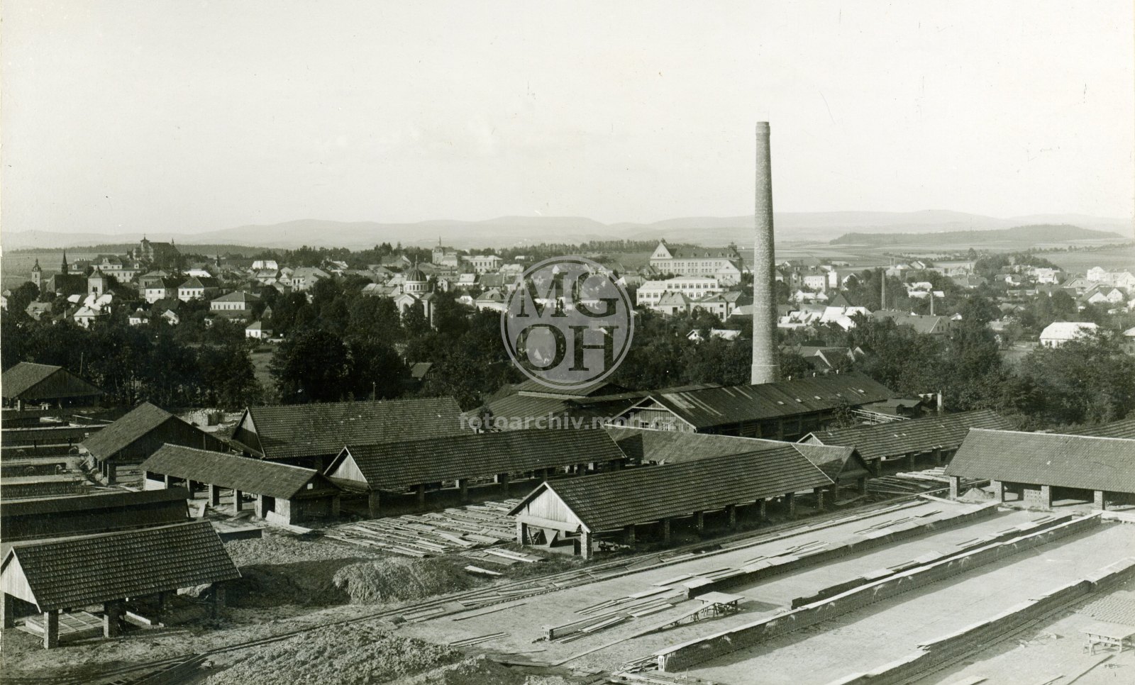 Fotografie - Strojní kruhová cihelna Krehan a Bartík, založena 1895