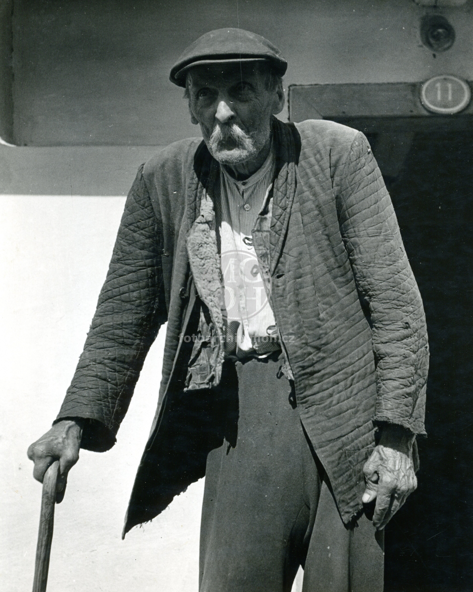 Fotografie - Ve svátečním oblečení
Osoba: Hartich Josef