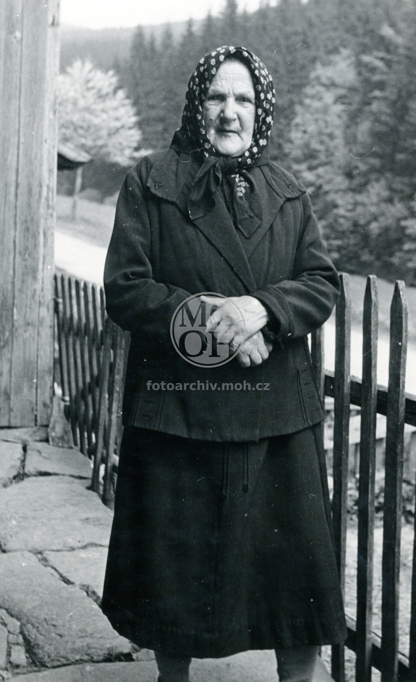 Fotografie - Oblečení pro chladné počasí - nedělní