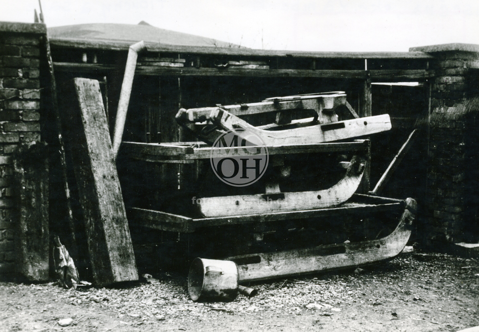 Fotografie - Plouchy a saně