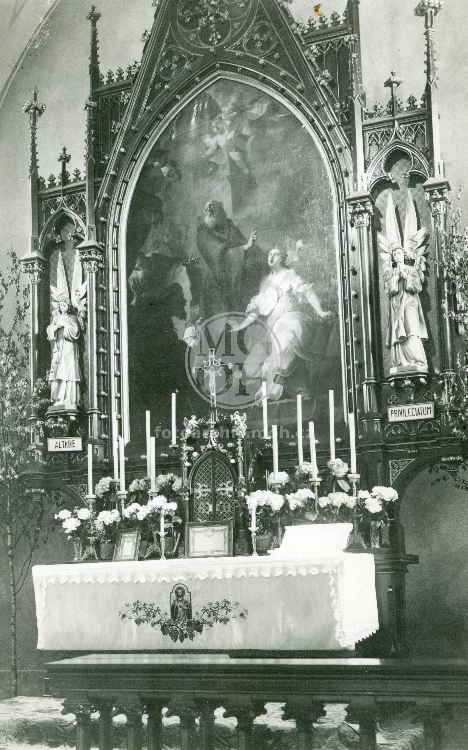 Fotografie - Kostel sv. Havla - hlavní oltář