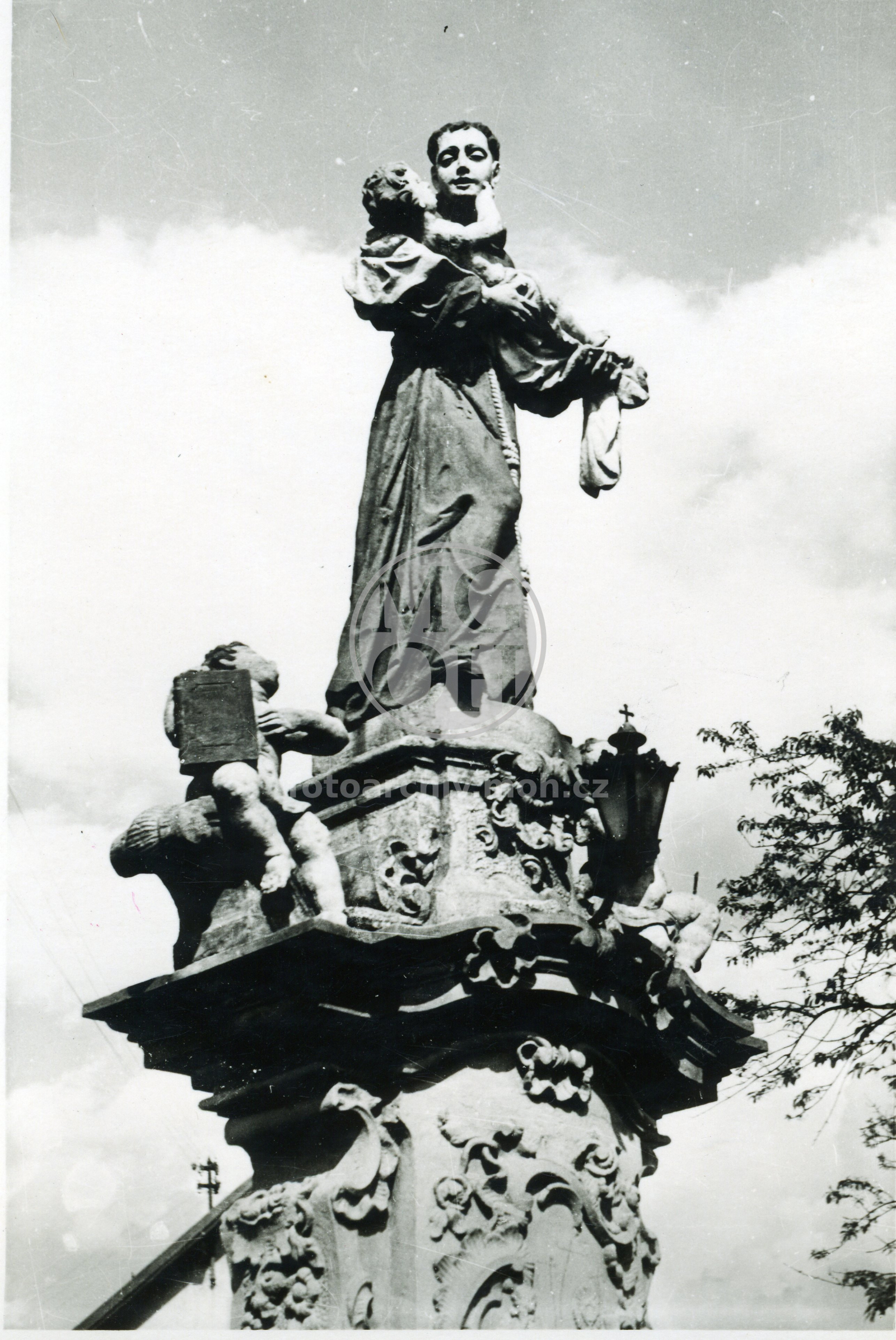 Fotografie - Plastika Sv. Antonín Paduánský