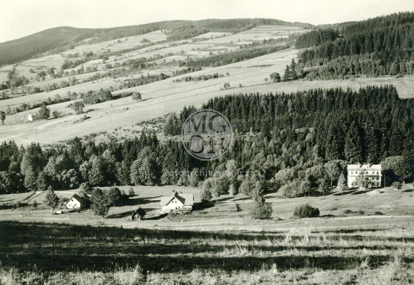 Fotografie - Deštné-Jedlová-hotel Praha
