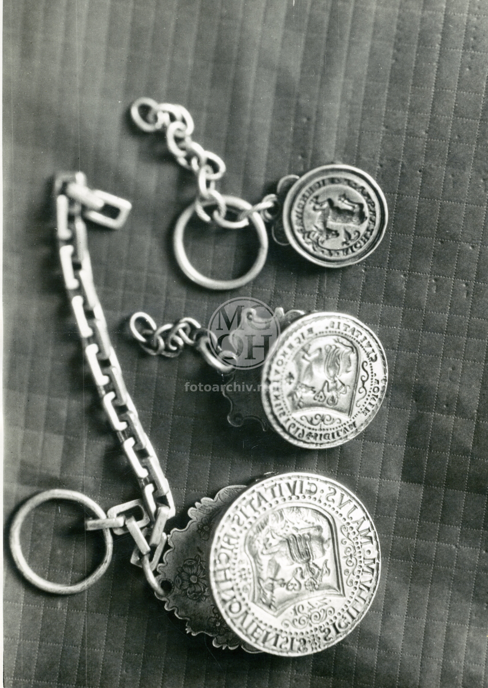 Fotografie - Stříbrné městské pečeti