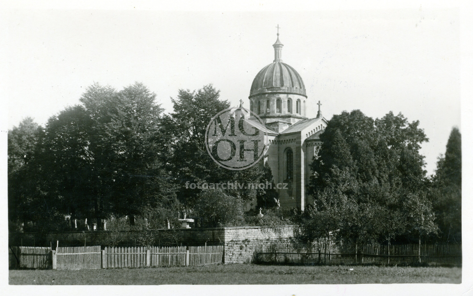 Fotografie - Hřbitovní kaple Proměnění Páně