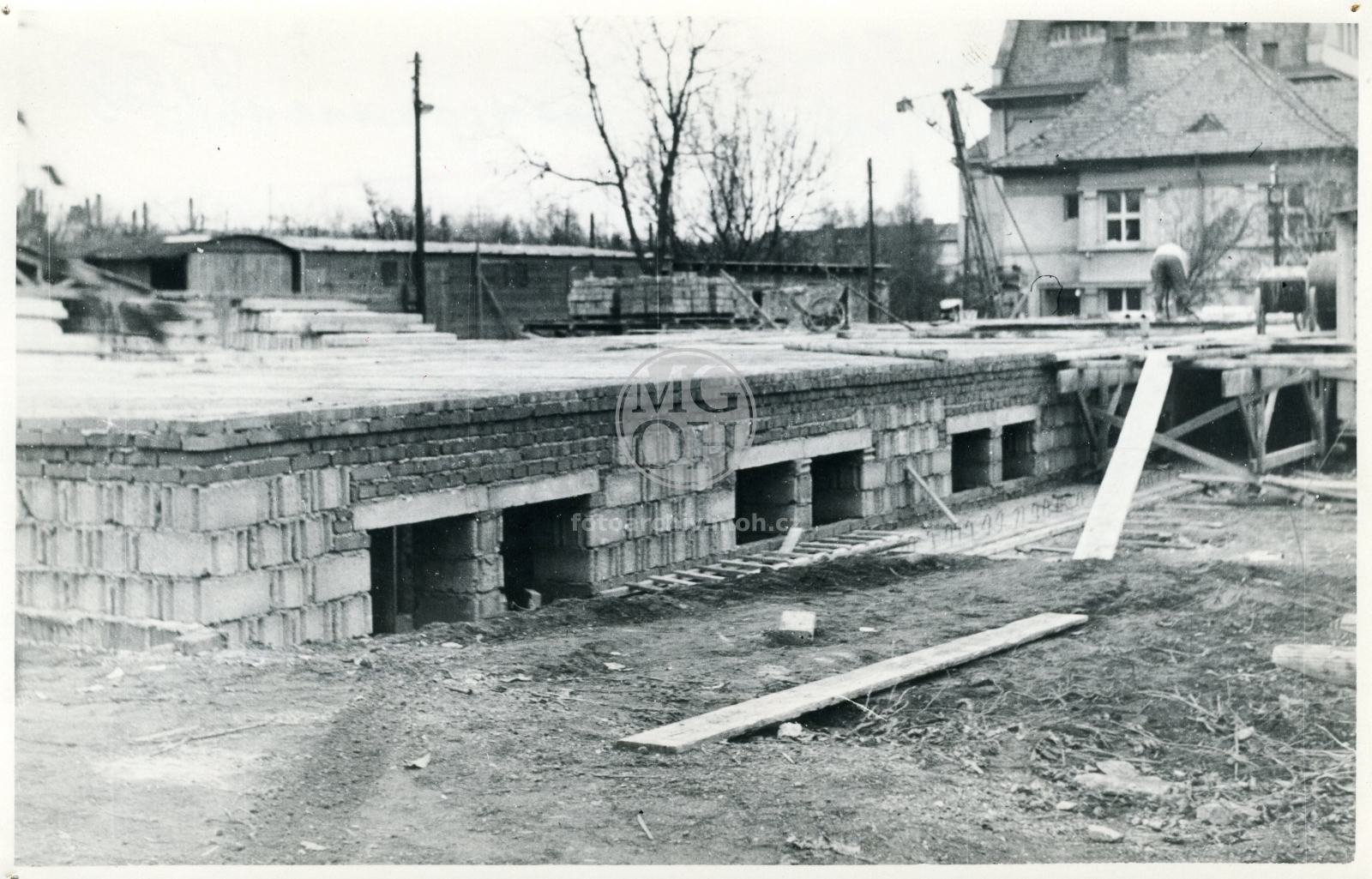 Fotografie - Stavba činž. domu MNV tř. Hrdinů odboje