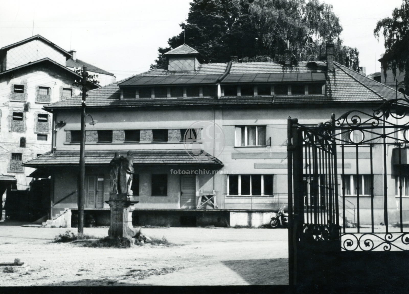 Fotografie - Hospodářské družstvo