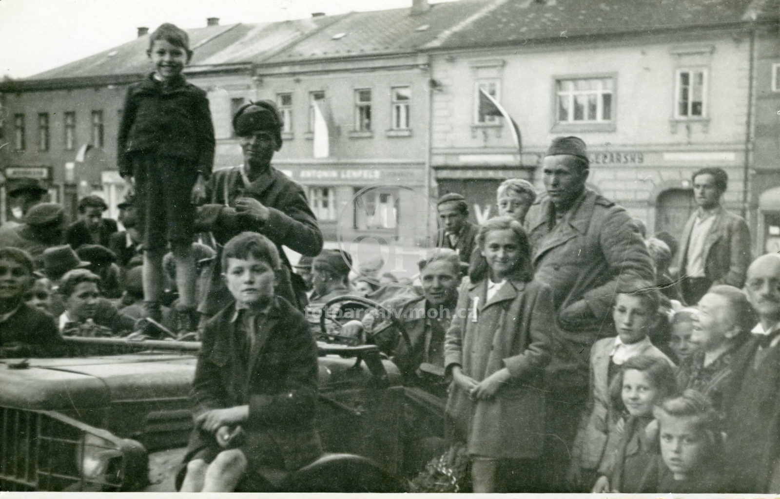 Fotografie - Příjezd R. Armády