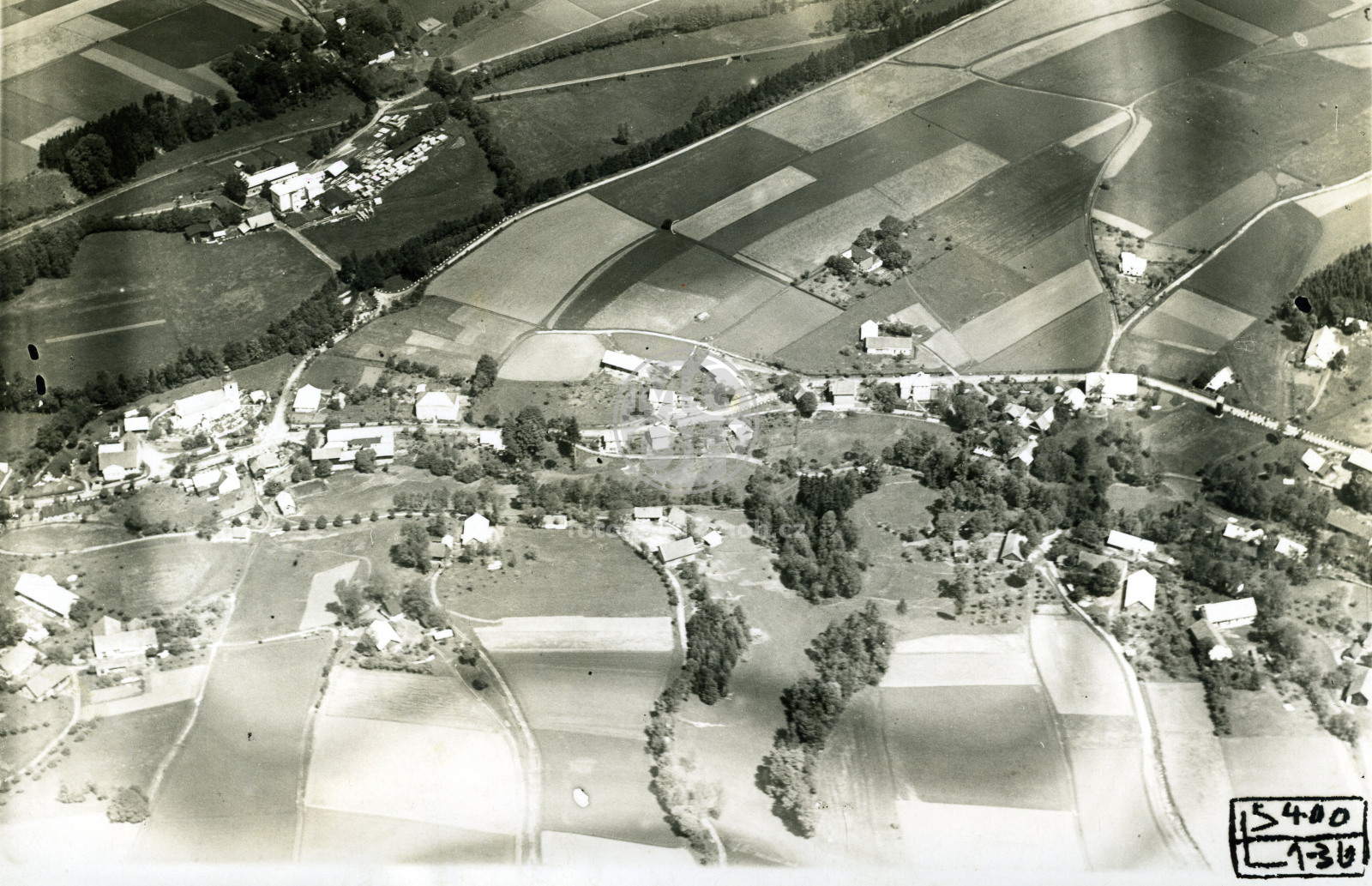 Fotografie - Letecký  pohled na ves