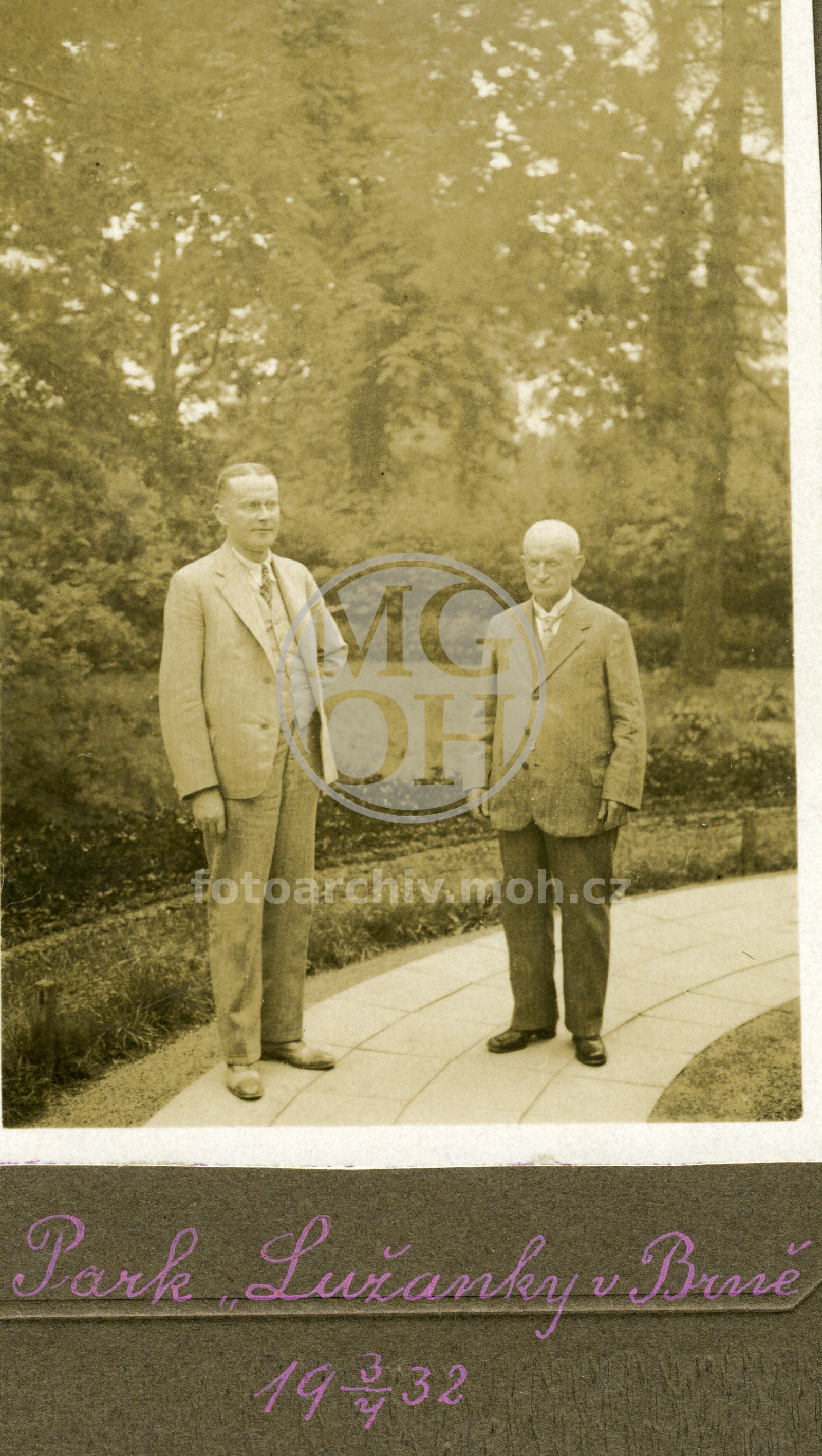 Fotografie - Osoba: Hochman V., (řed.) a syn