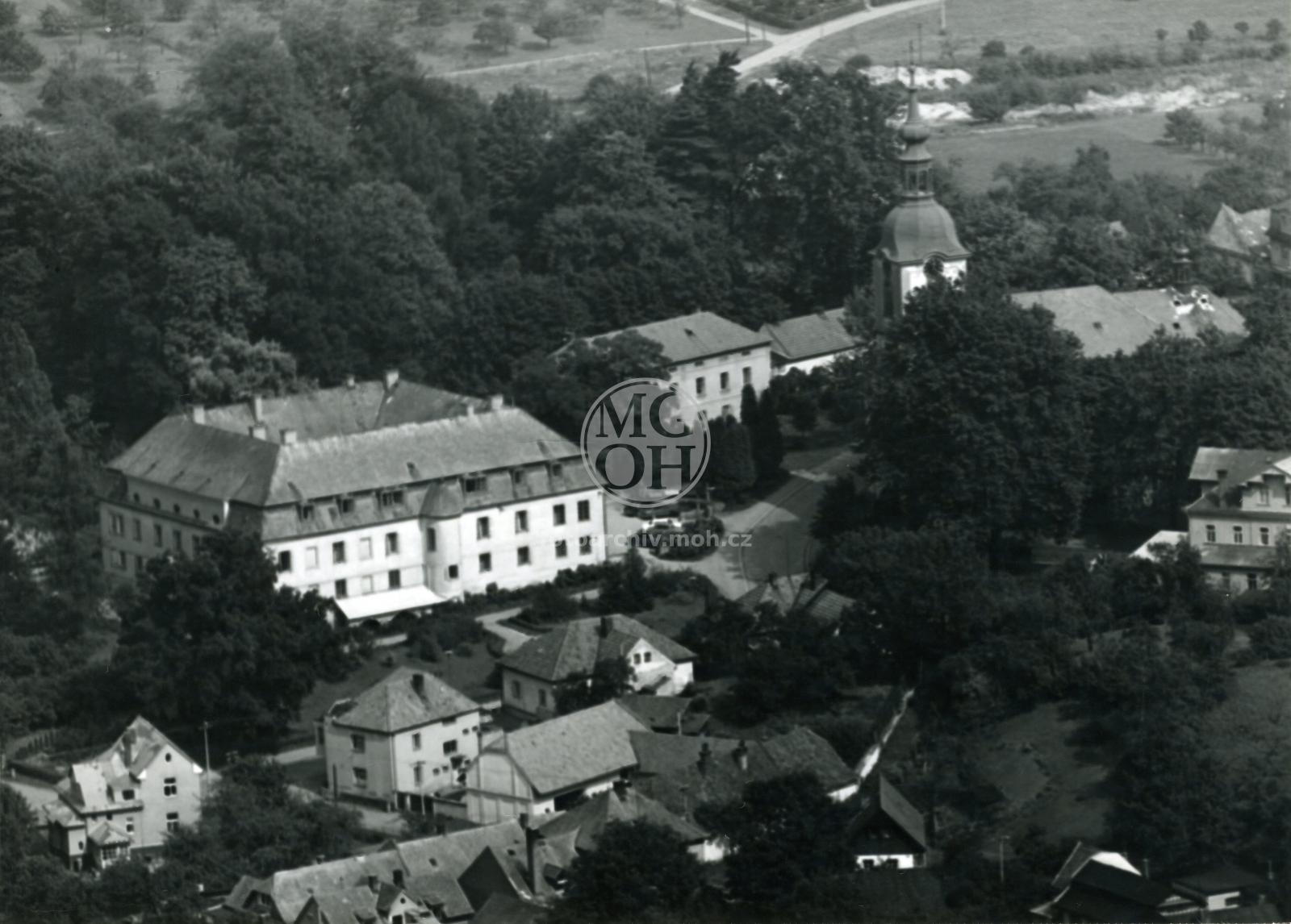 Fotografie - Město, hrad a zámek