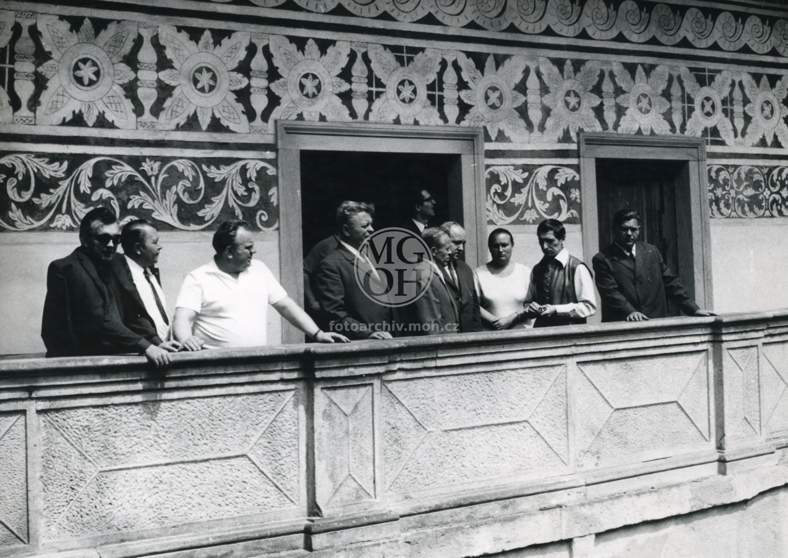 Fotografie - Návštěva z Priluk -  na státním  zámku