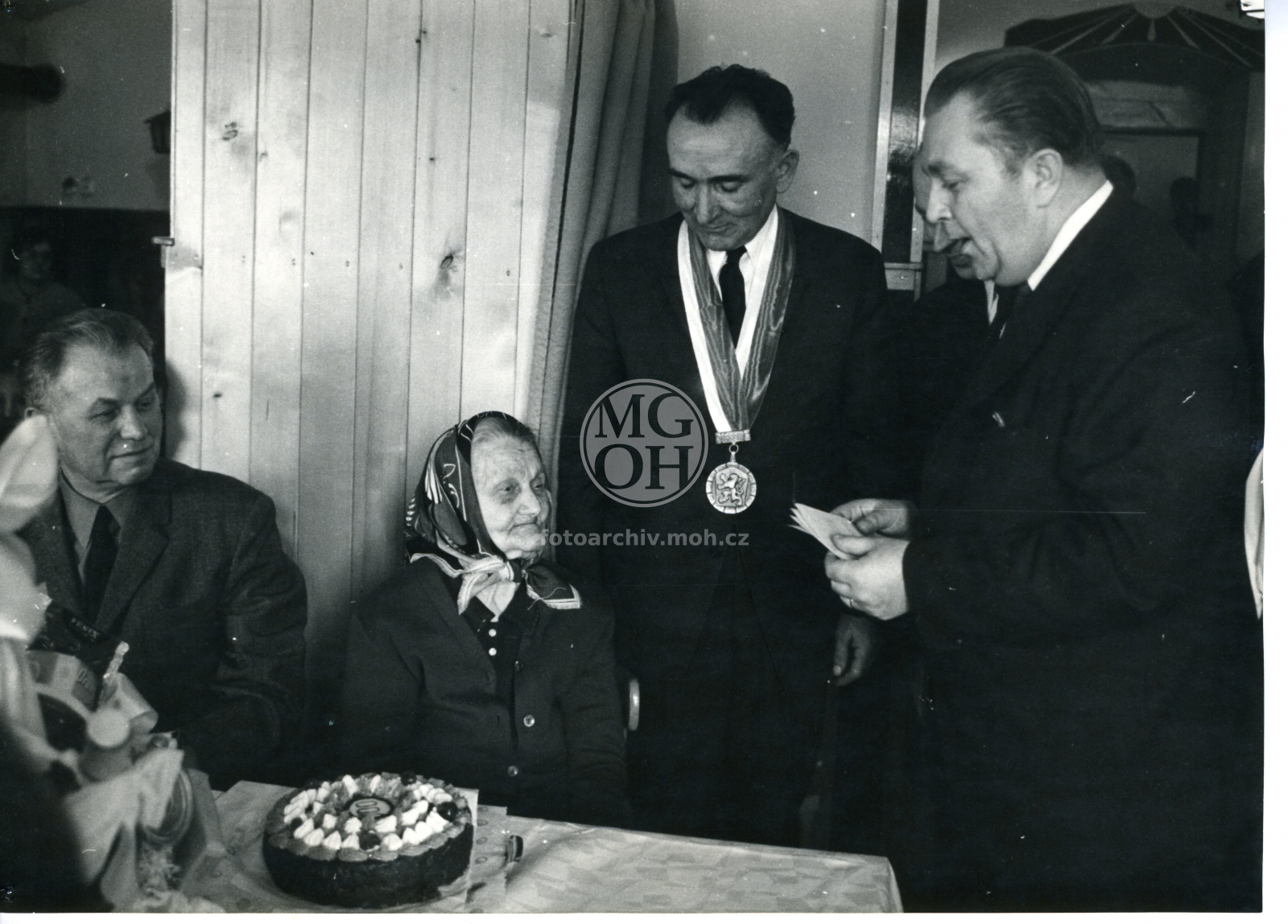 Fotografie - Oslavy 100. narozenin pí. Šolínové