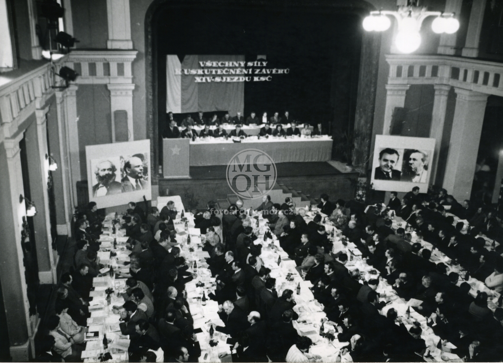 Fotografie - Okr. konference KSČ