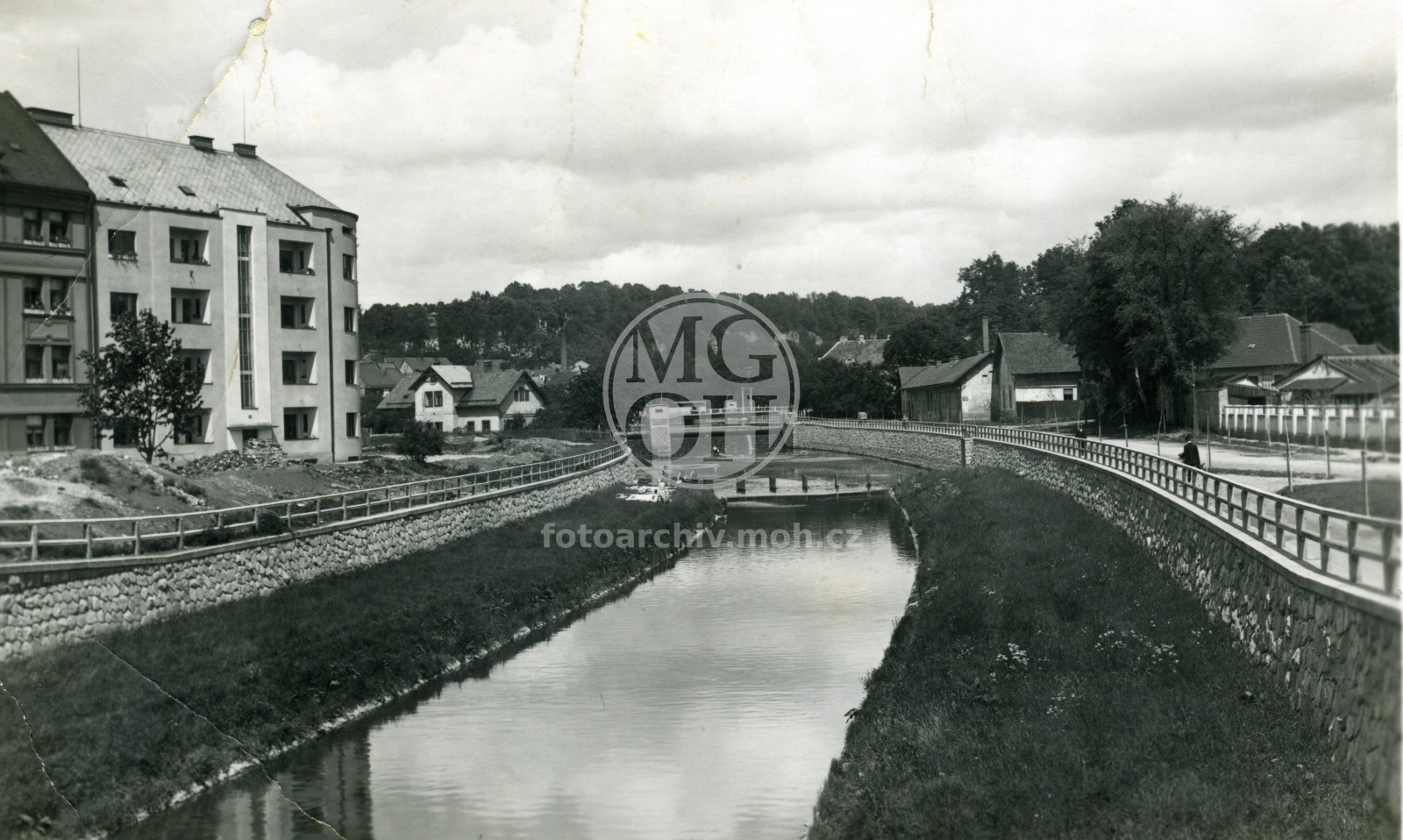 Fotografie - Tichá Orlice protékající městem