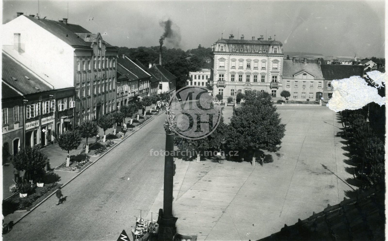 Fotografie - Pohled na náměstí ze "staré radnice"
