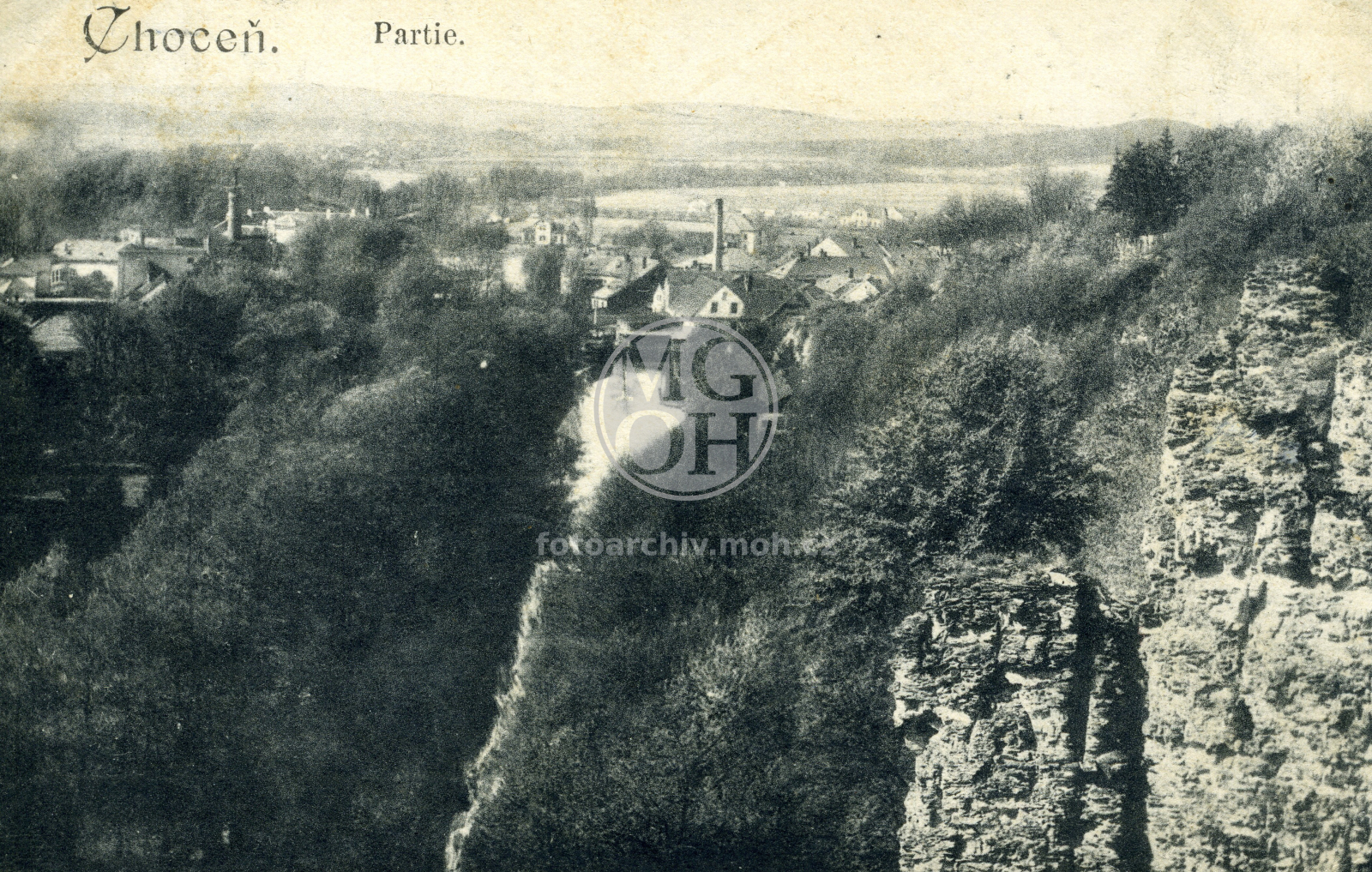 Fotografie - Pohled na část města Peliny