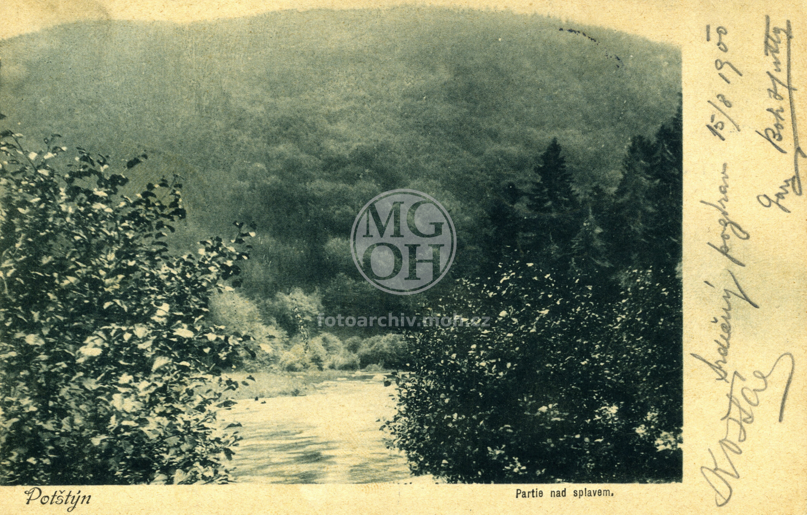 Fotografie - Partie nad splavem