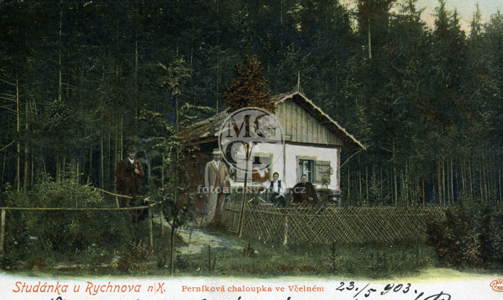 Fotografie - Včelné - Perníková chaloupka