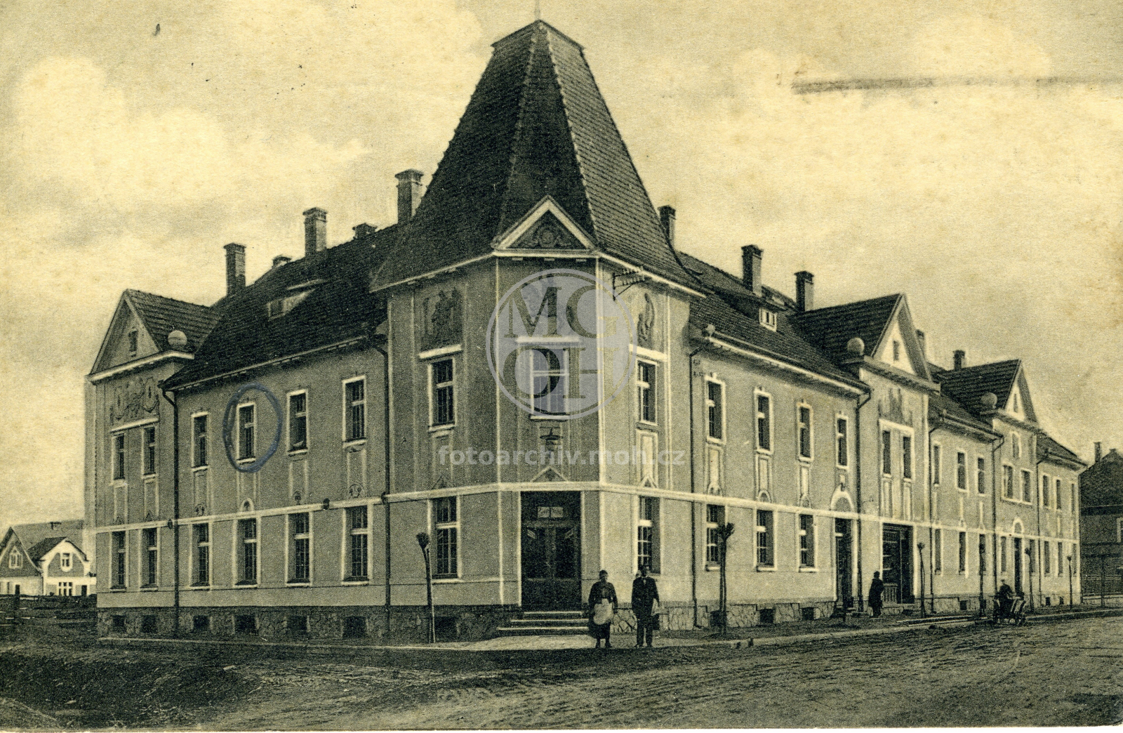 Fotografie - Katolický lidový dům