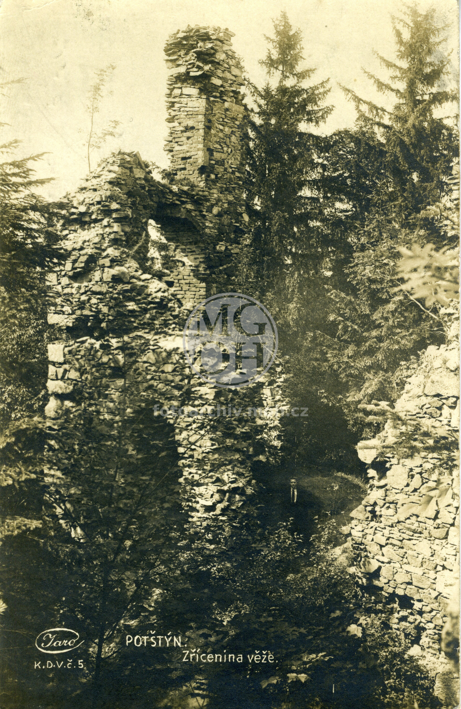 Fotografie - Hrad, zbytky 5. brány