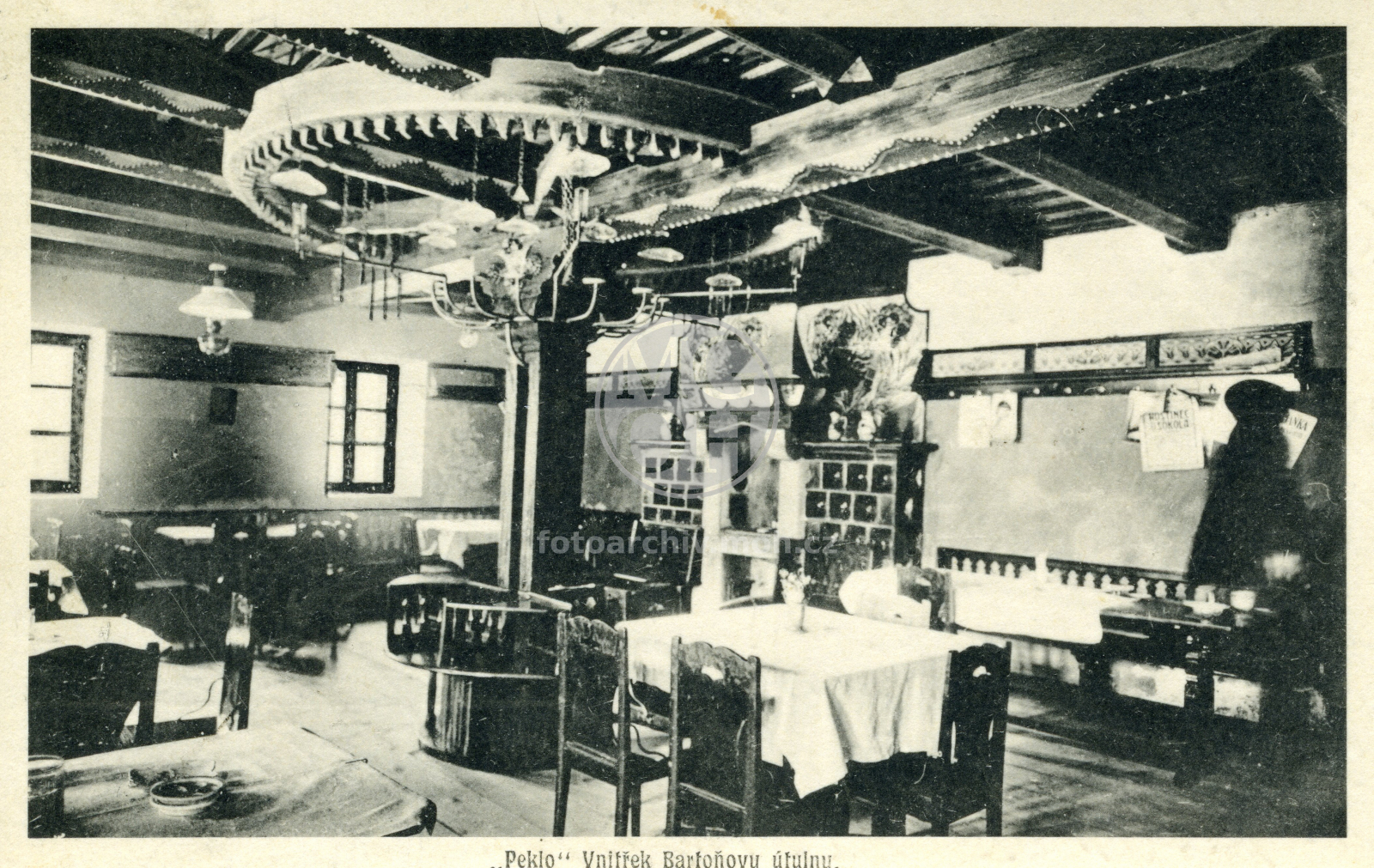 Fotografie - Vnitřek Bartoňovy útulny