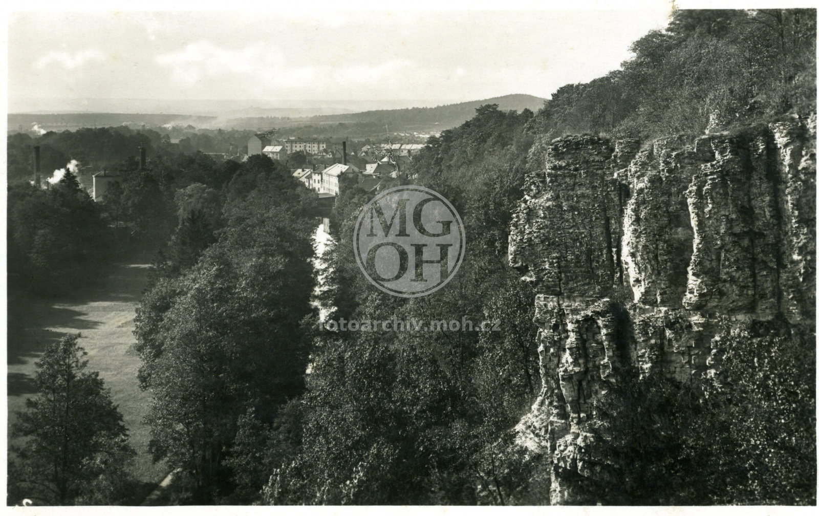 Fotografie - Peliny a část města