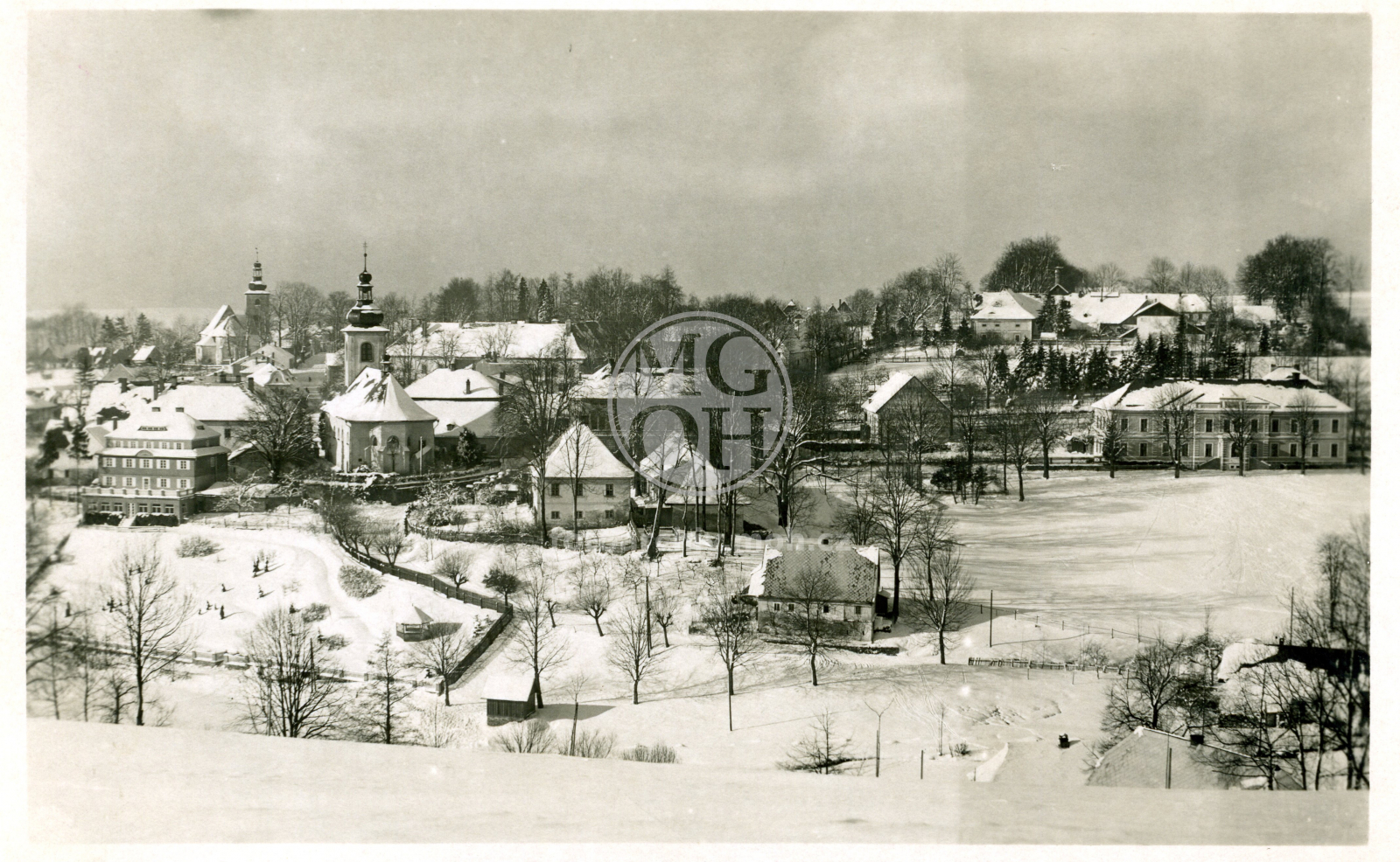 Fotografie - Zimní pohled na střed města