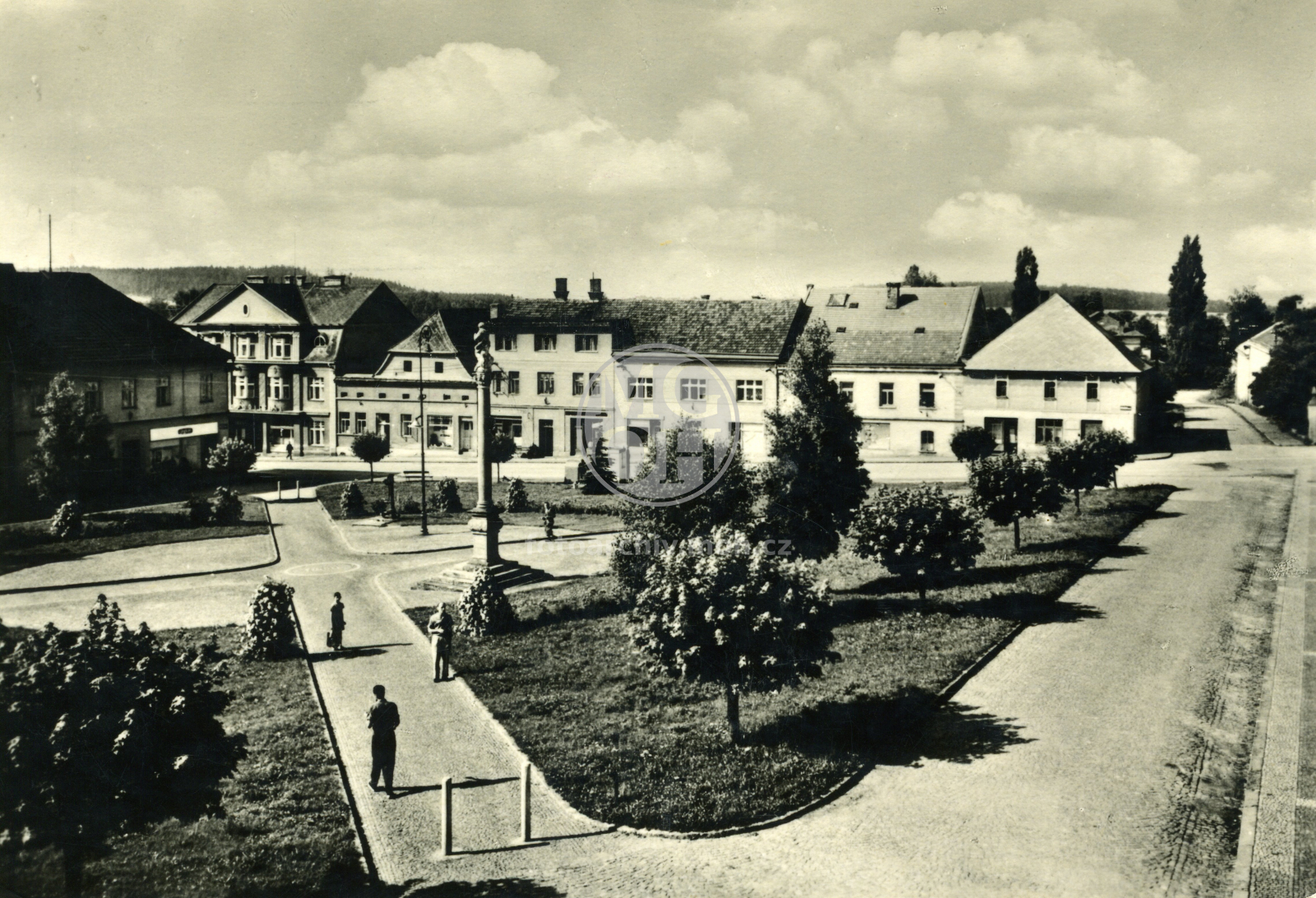 Fotografie - Gottwaldovo [Masarykovo] náměstí
