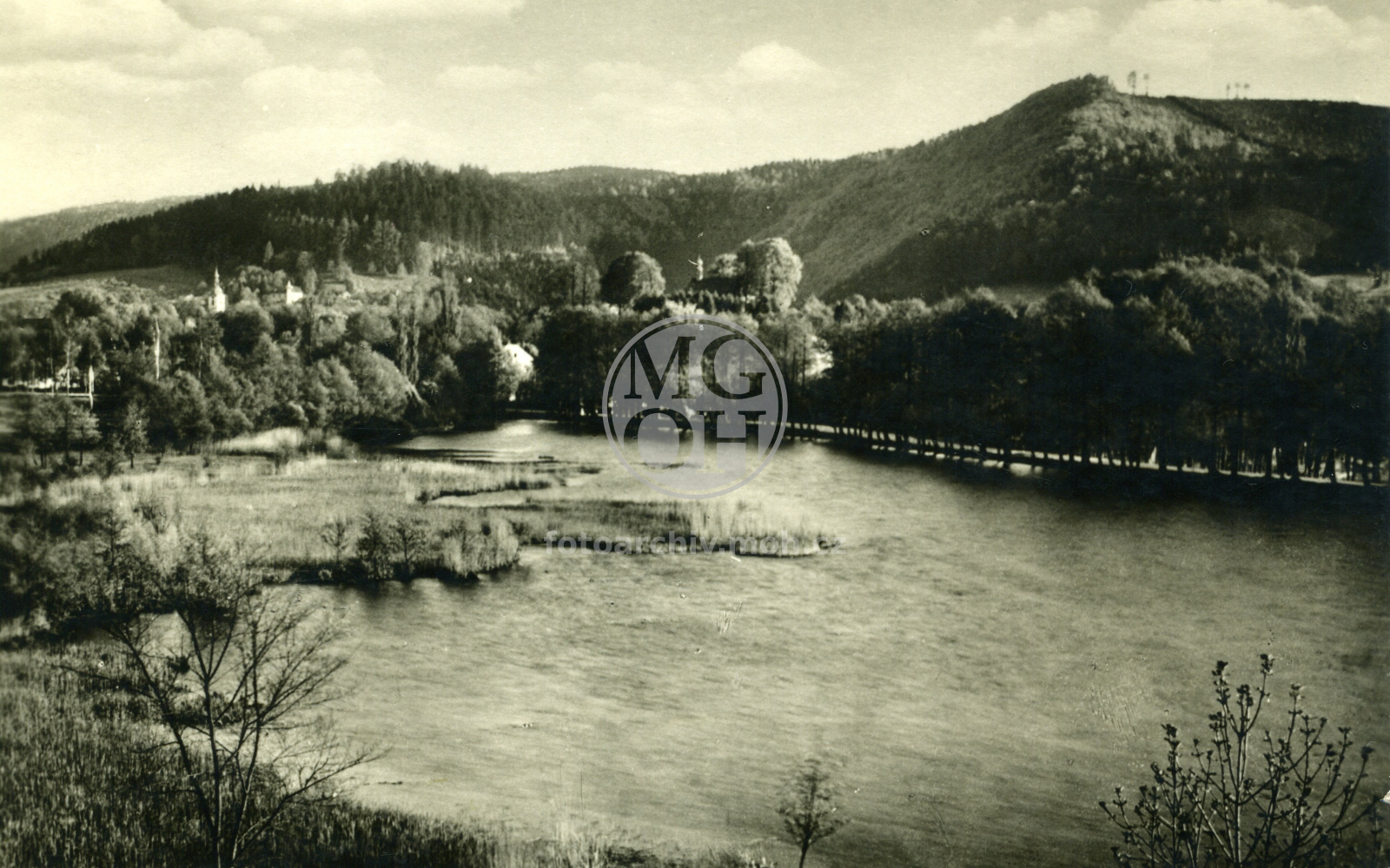 Fotografie - Pohled na přírodní partie v okolí Potštejna a Velešov