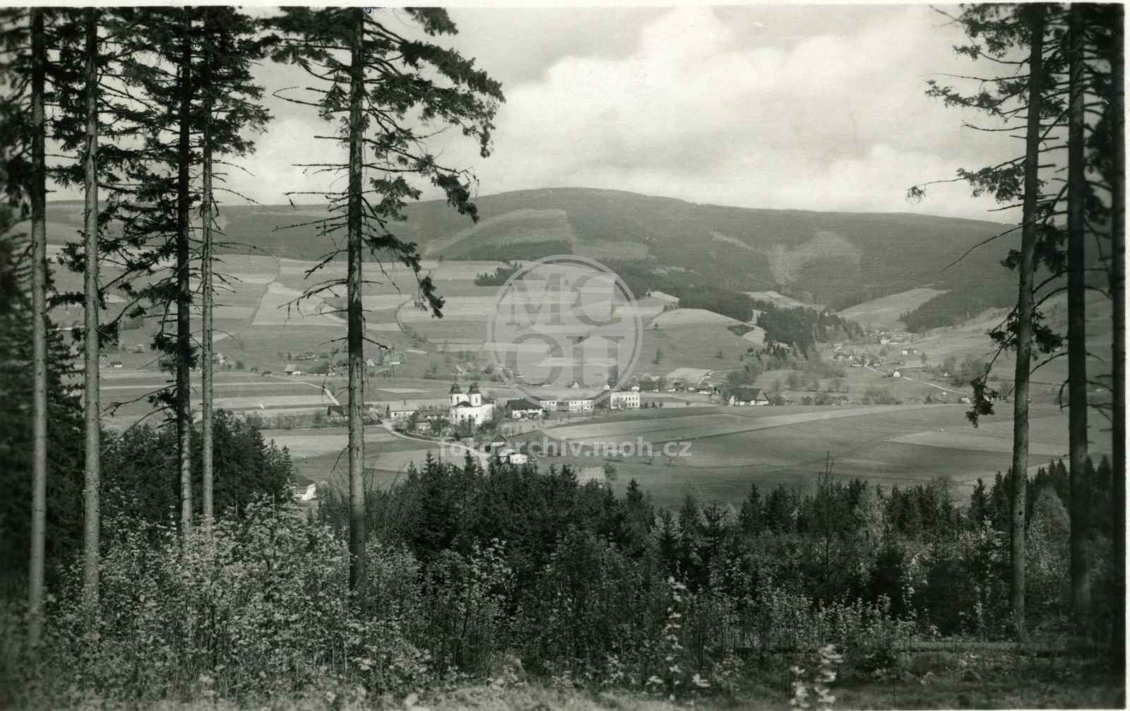 Fotografie - Pohled na obec